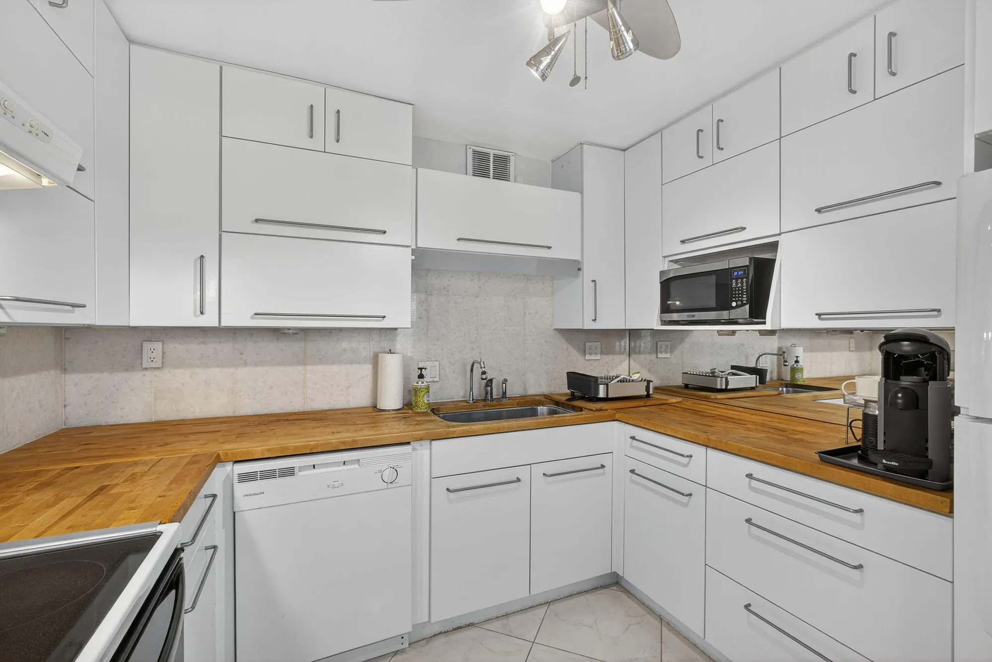 Property Slideshow image 73 of 79 | 114 somerset f, West Palm Beach, FL, 33417