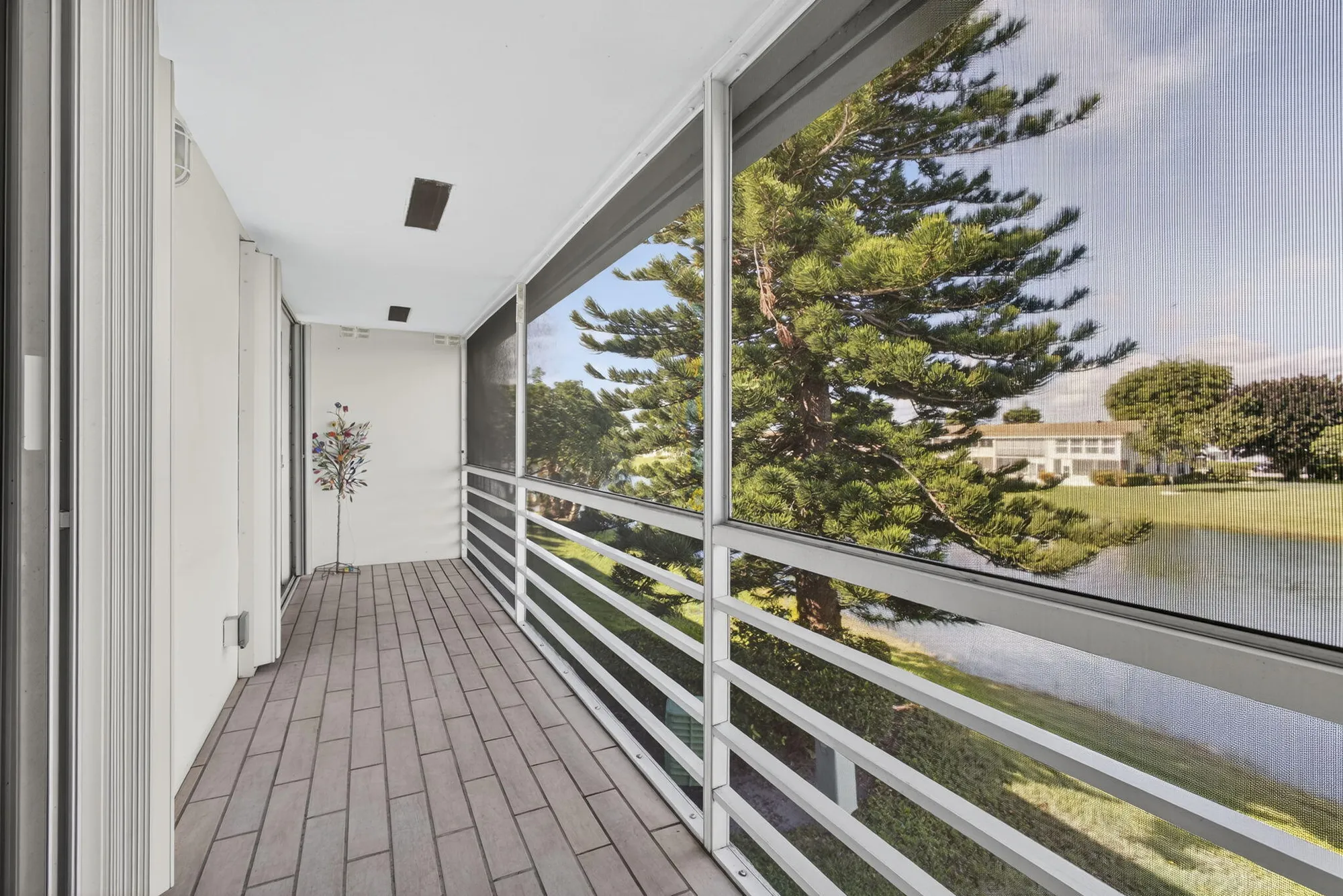 Property Slideshow image 75 of 79 | 114 somerset f, West Palm Beach, FL, 33417