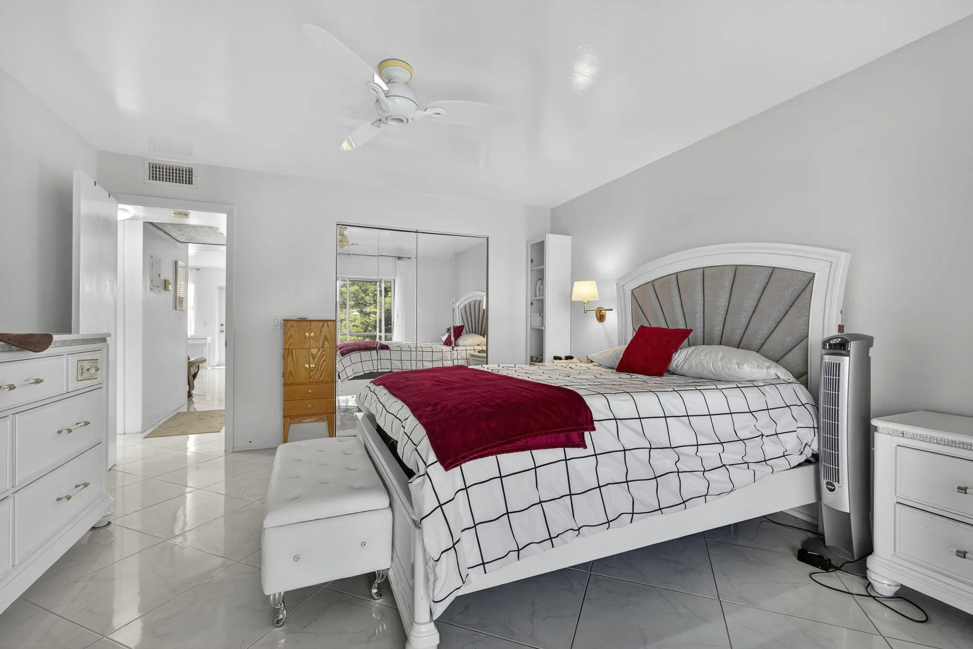 Property Slideshow image 20 of 79 | 114 somerset f, West Palm Beach, FL, 33417
