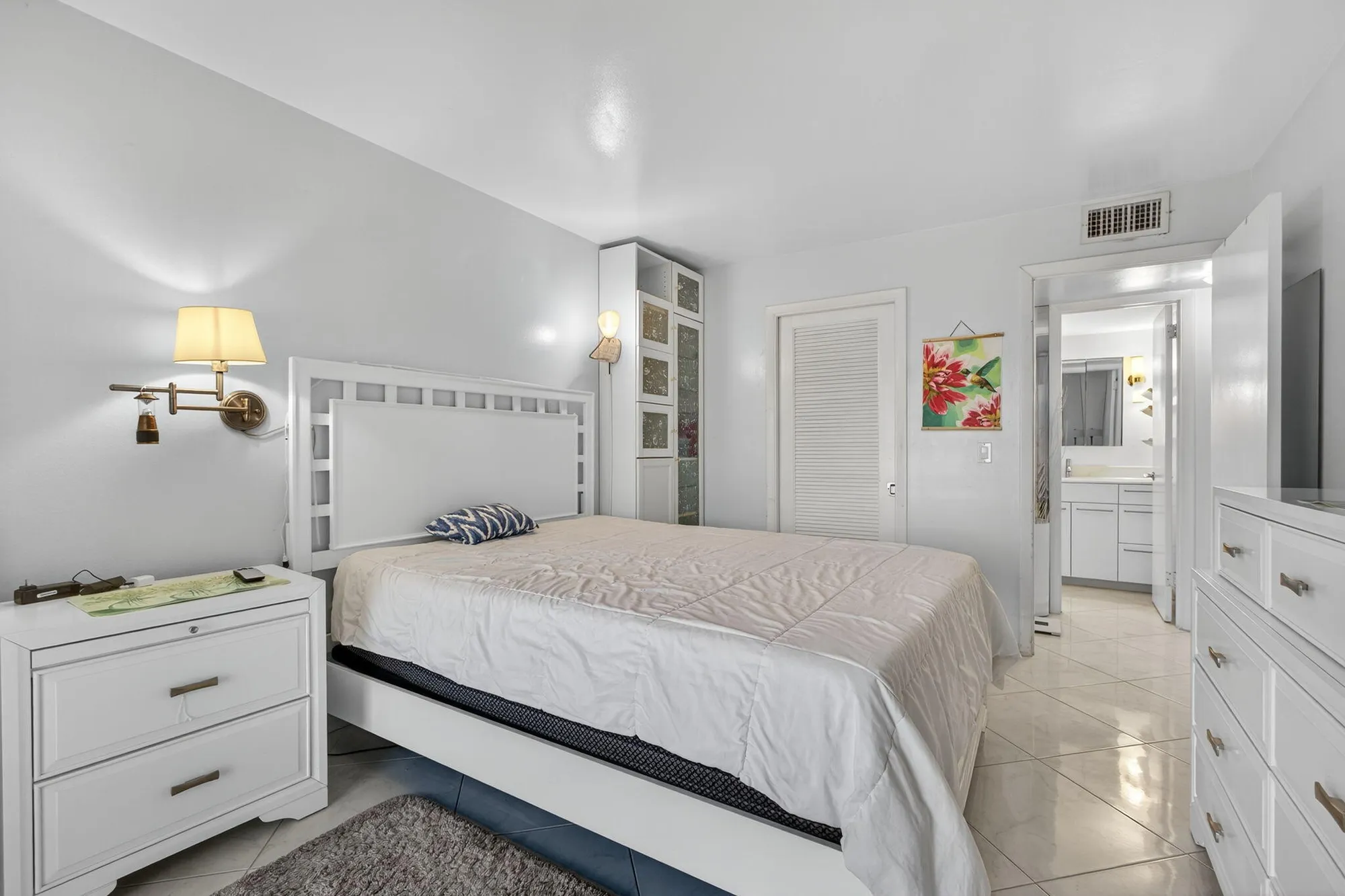 Property Slideshow image 26 of 79 | 114 somerset f, West Palm Beach, FL, 33417