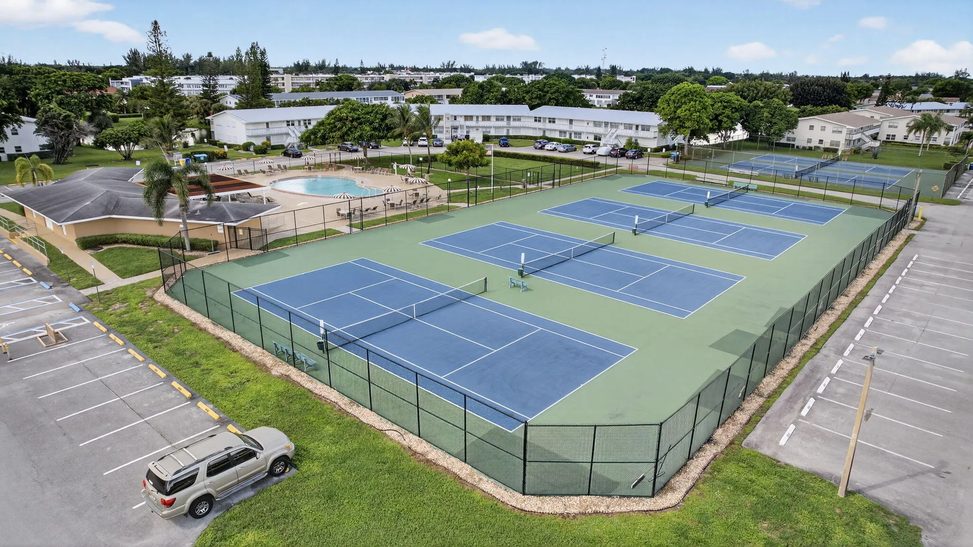 Property Slideshow image 31 of 79 | 114 somerset f, West Palm Beach, FL, 33417