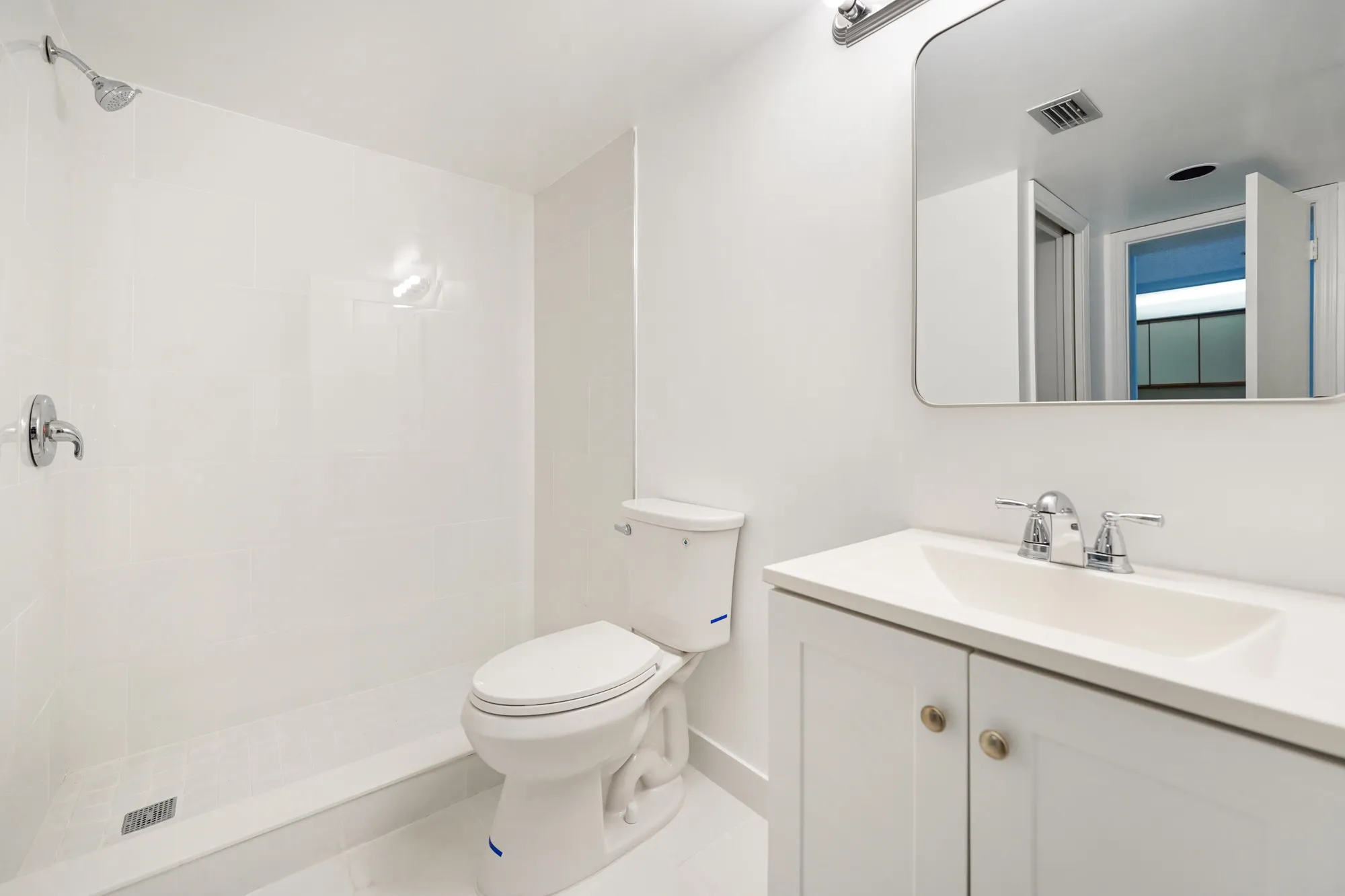 Property Slideshow image 12 of 23 | 10204 mangrove dr apt 103, Boynton Beach, FL, 33437