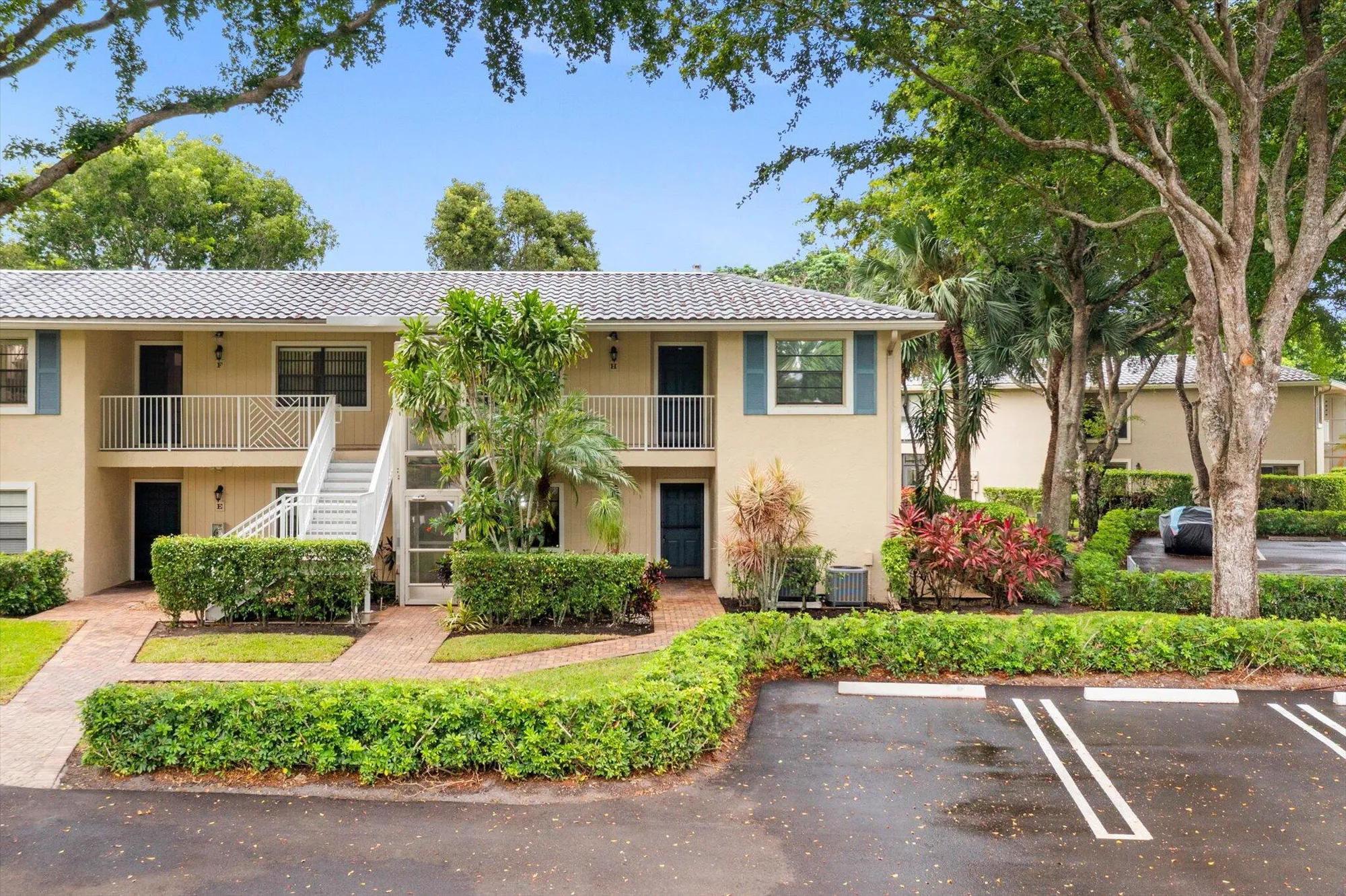 Property Slideshow image 26 of 59 | 30 westgate ln 30g, Boynton Beach, FL, 33436
