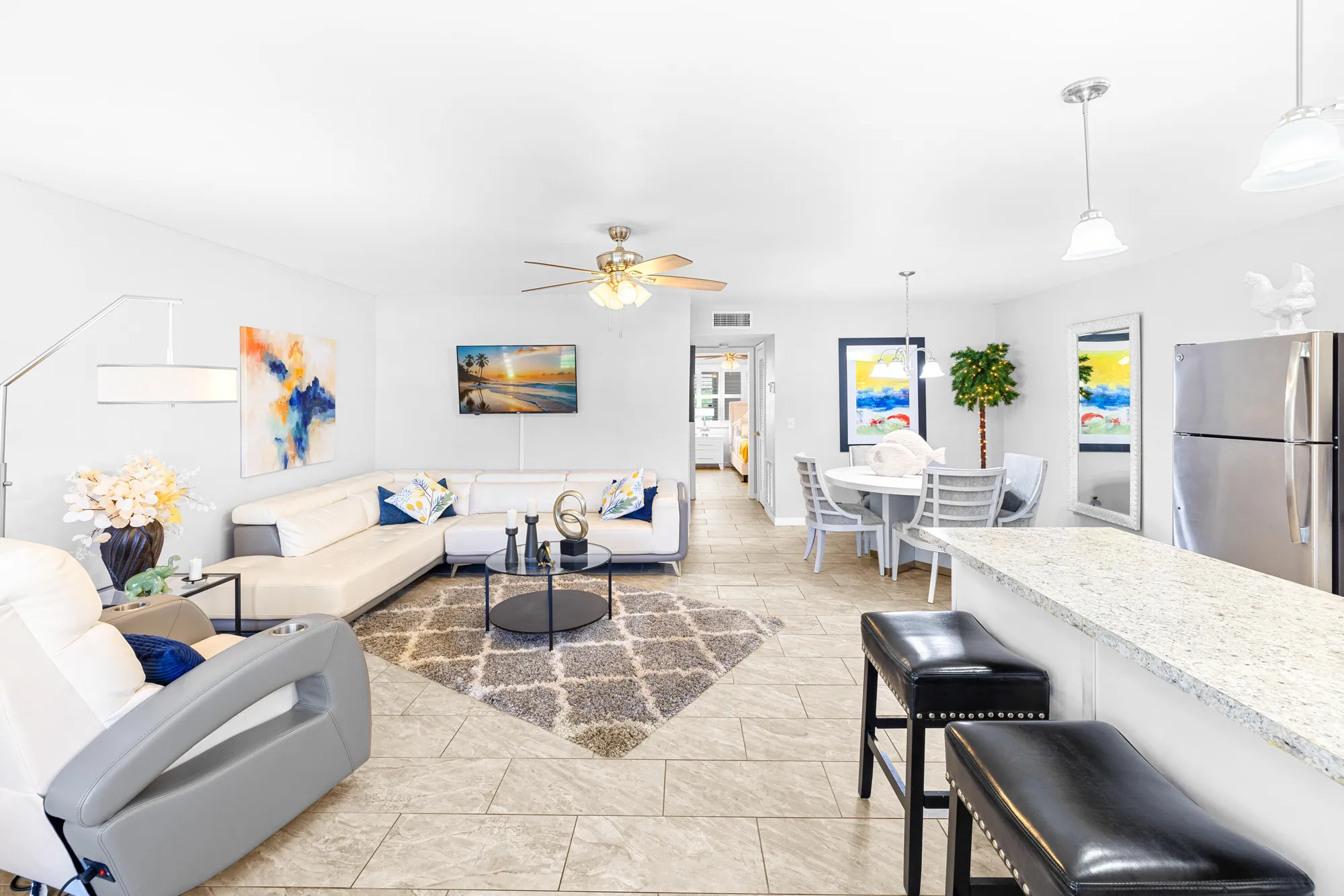Property Slideshow image 3 of 28 | 1012 circle ter b, Delray Beach, FL, 33445