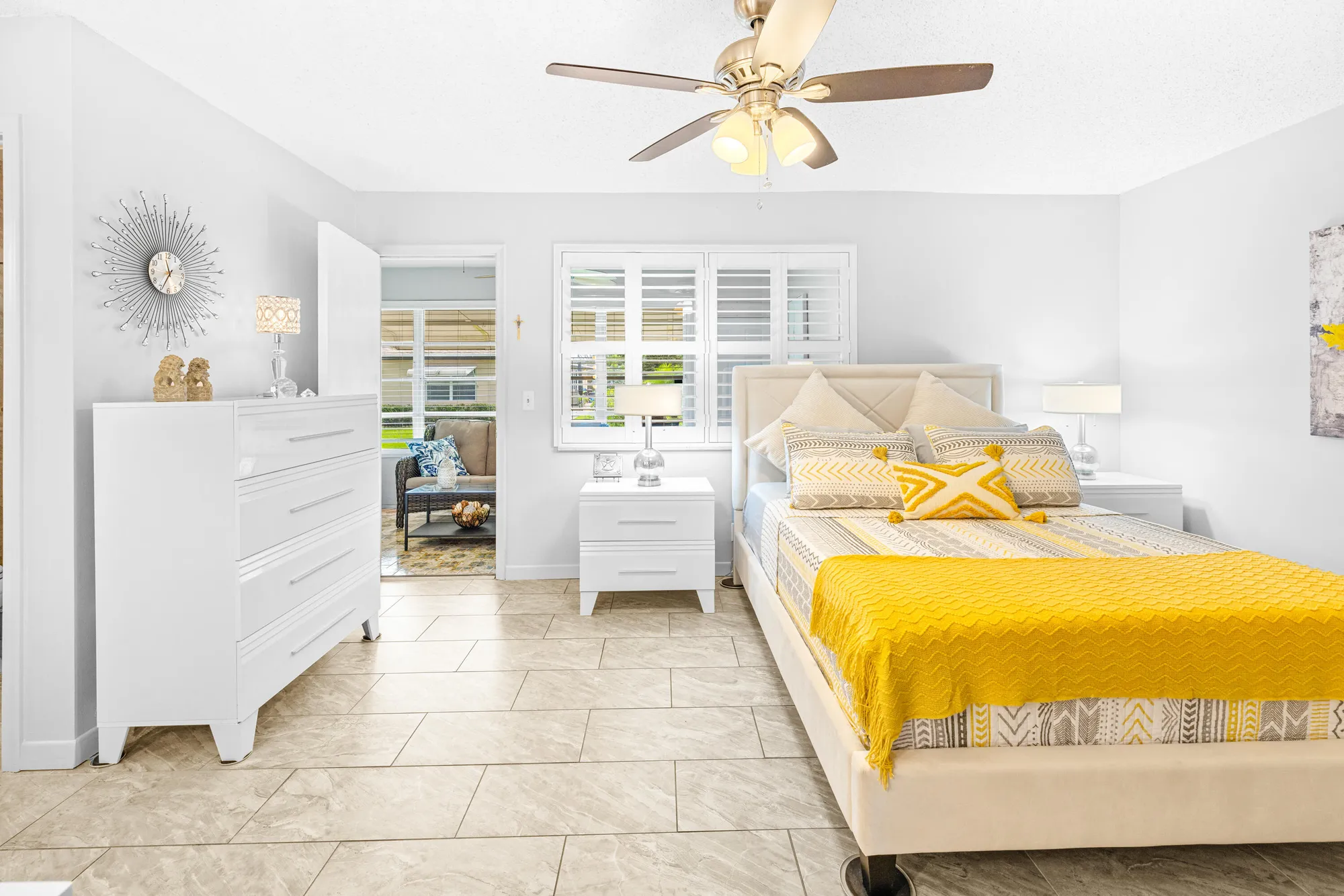 Property Slideshow image 10 of 28 | 1012 circle ter b, Delray Beach, FL, 33445