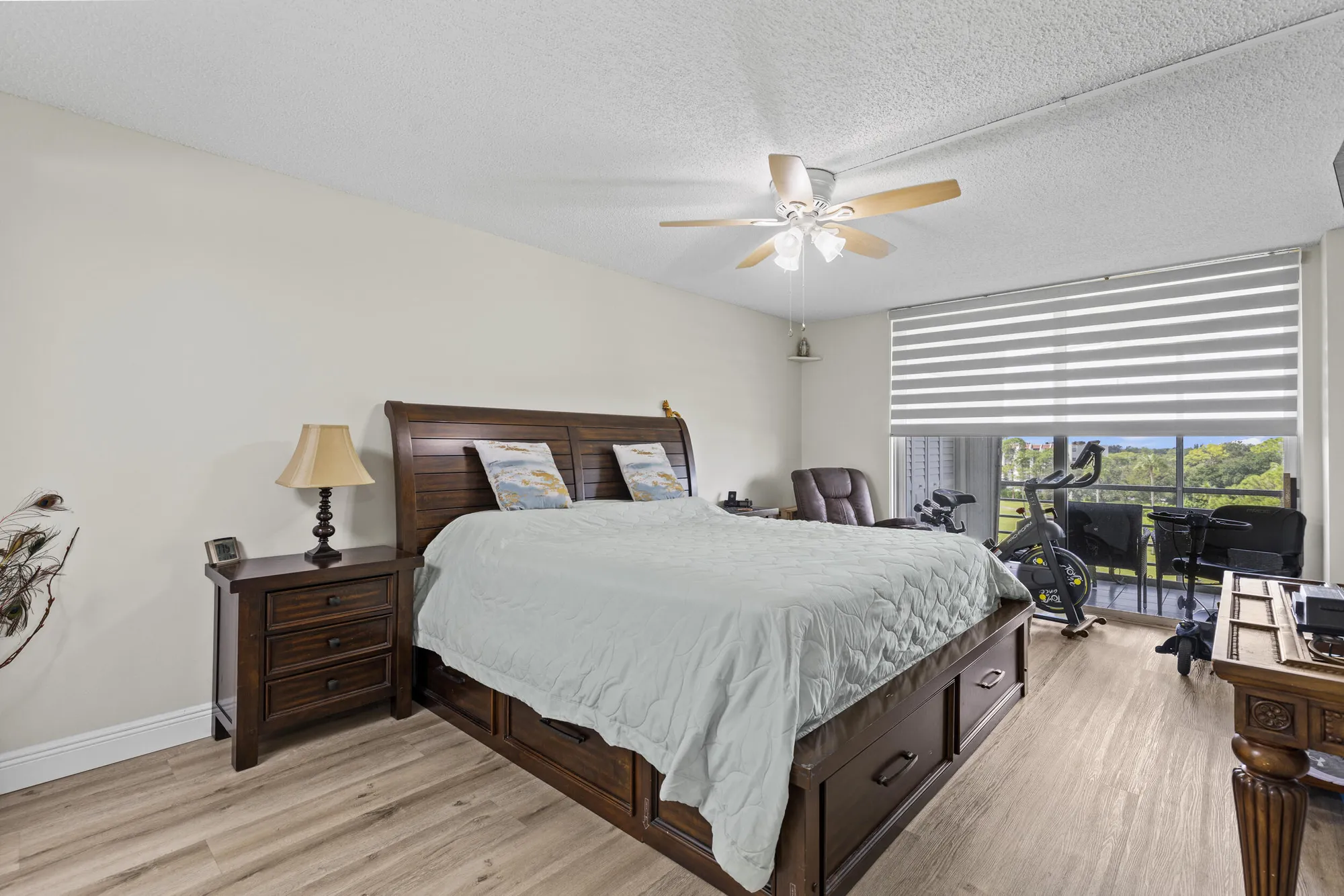 Property Slideshow image 22 of 41 | 3465 via poinciana apt 606, Lake Worth, FL, 33467
