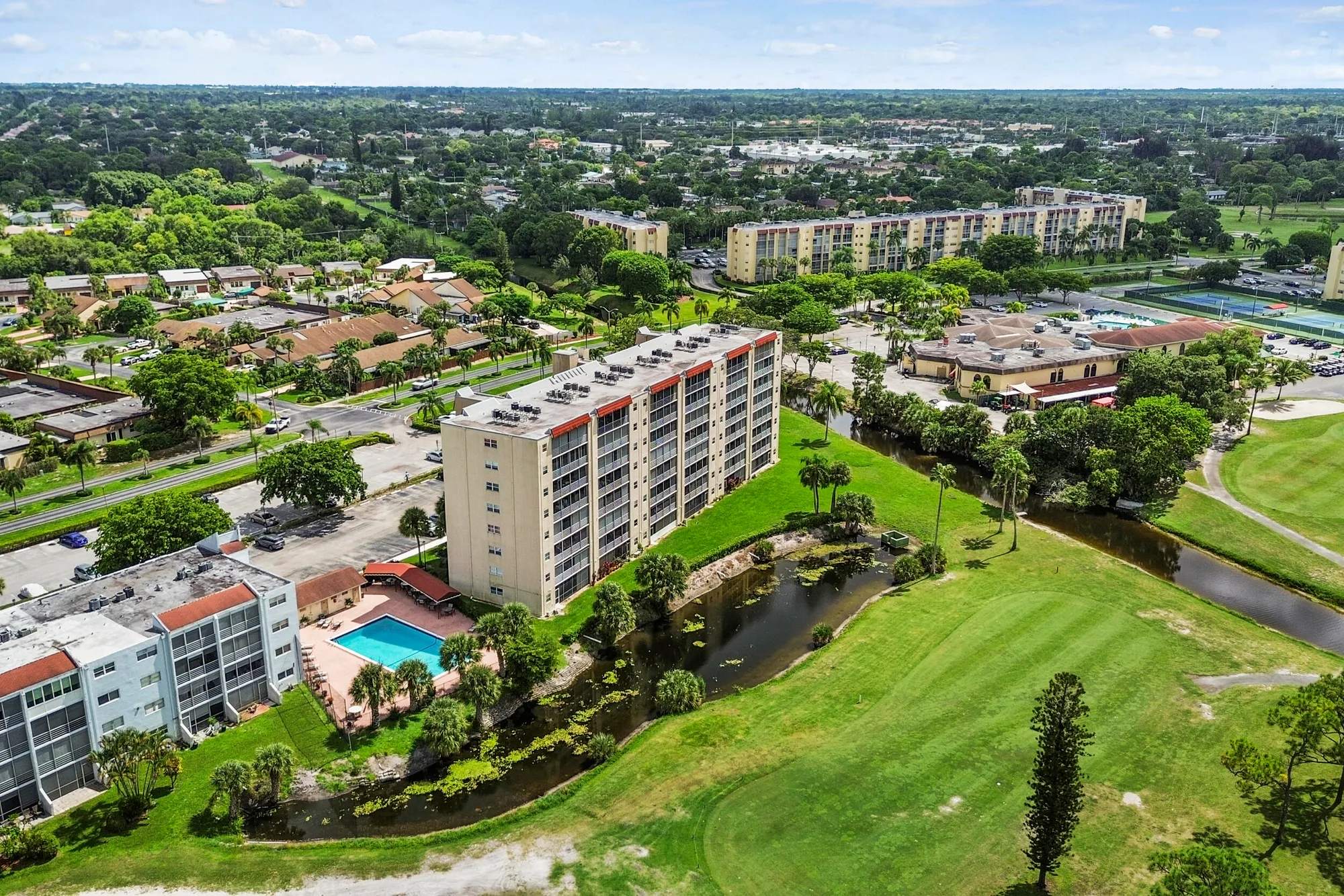 Property Slideshow image 39 of 41 | 3465 via poinciana apt 606, Lake Worth, FL, 33467