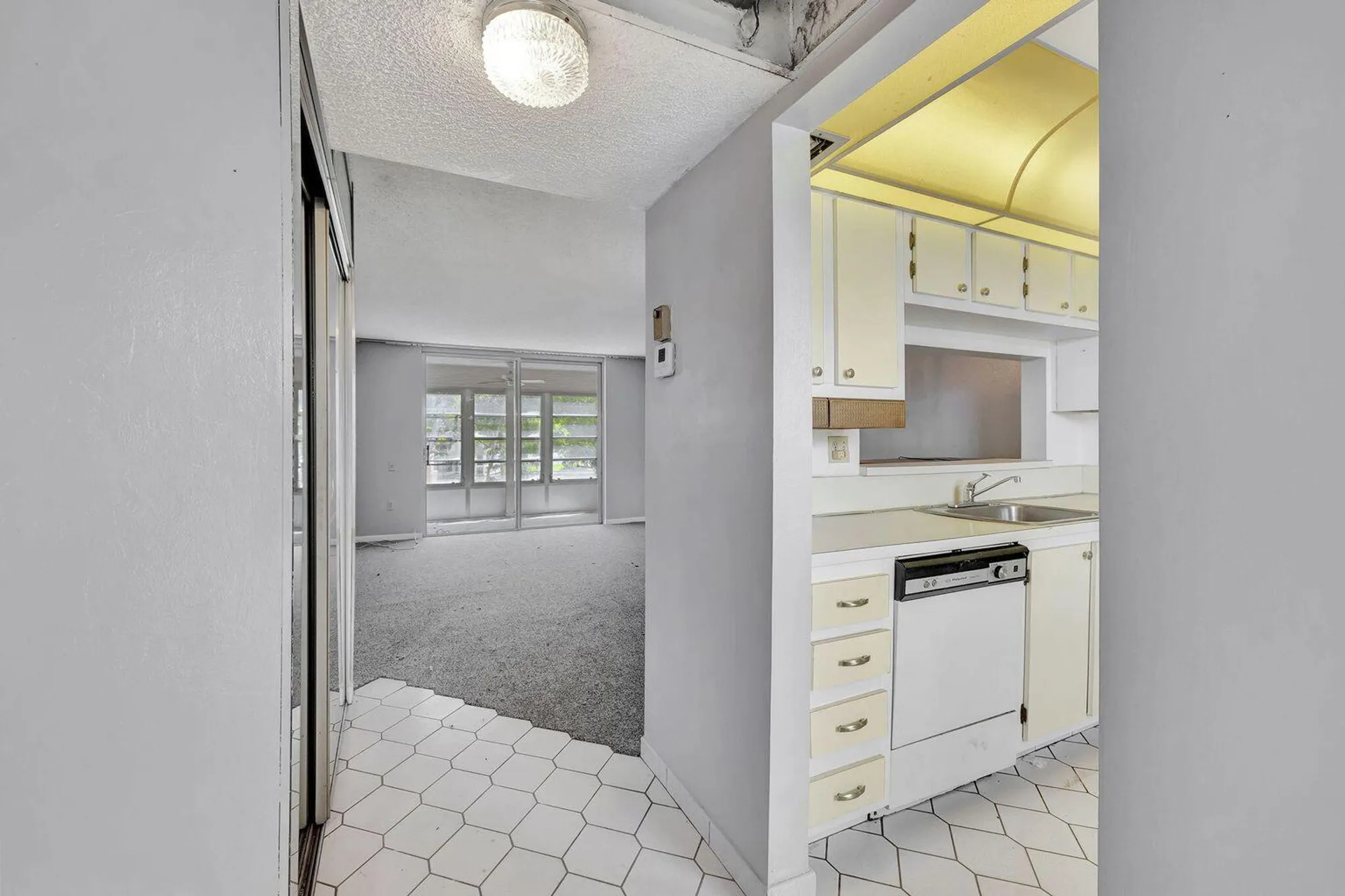 Property Slideshow image 3 of 15 | 9300 lime bay blvd 302, Tamarac, FL, 33321