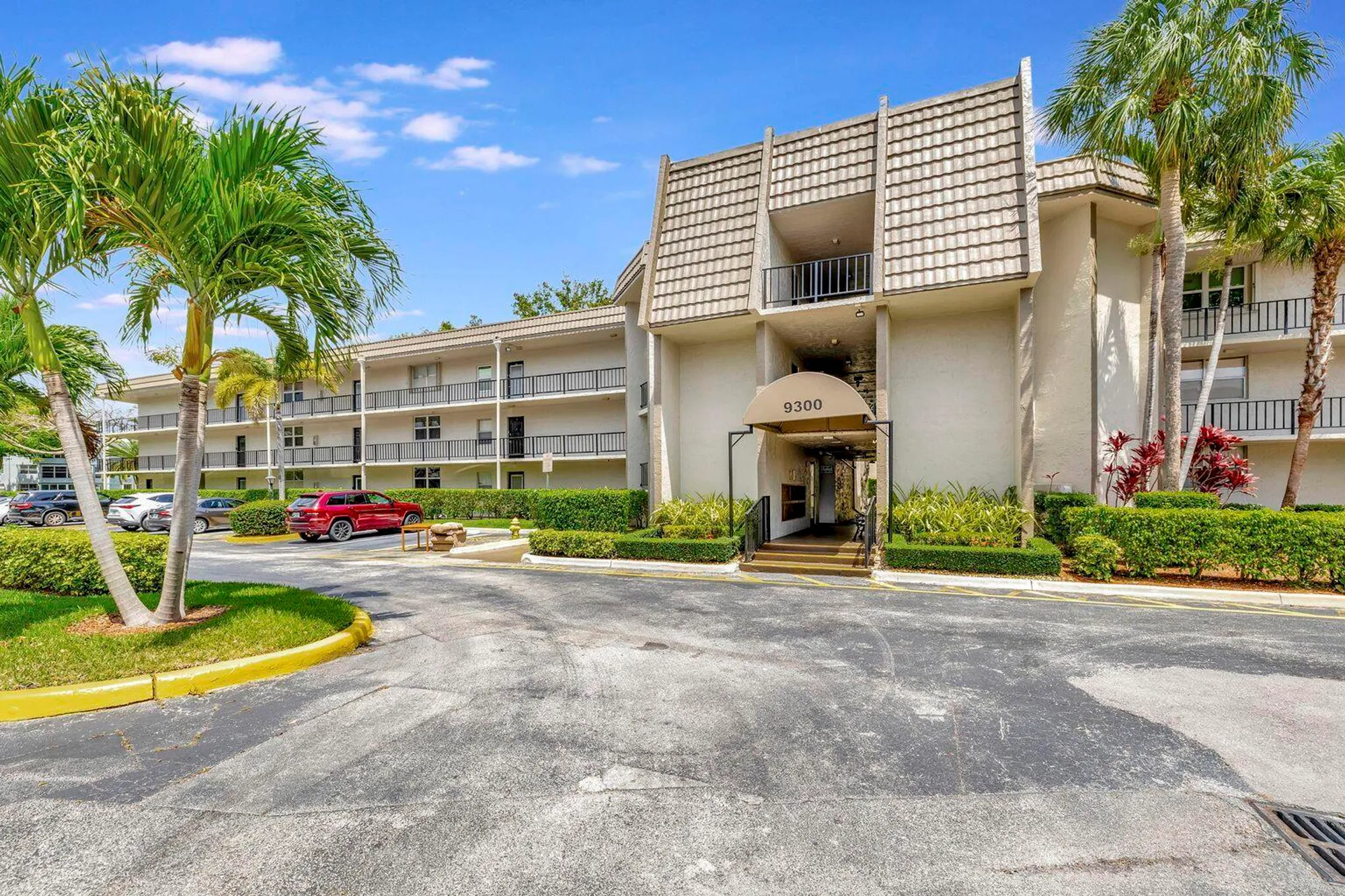 Property Slideshow image 1 of 15 | 9300 lime bay blvd 302, Tamarac, FL, 33321
