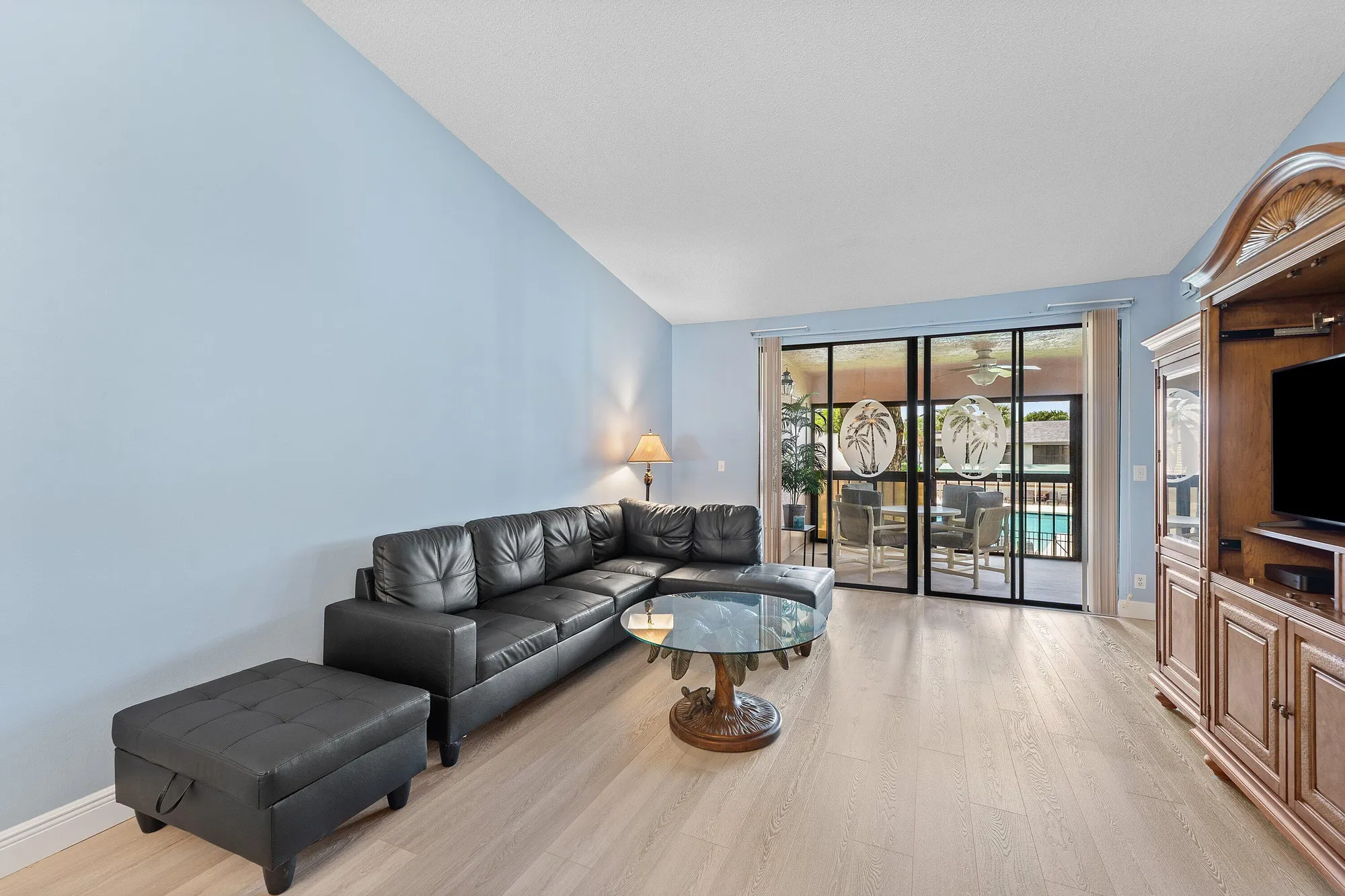 Property Slideshow image 9 of 24 | 7465 glendevon ln apt 1207, Delray Beach, FL, 33446