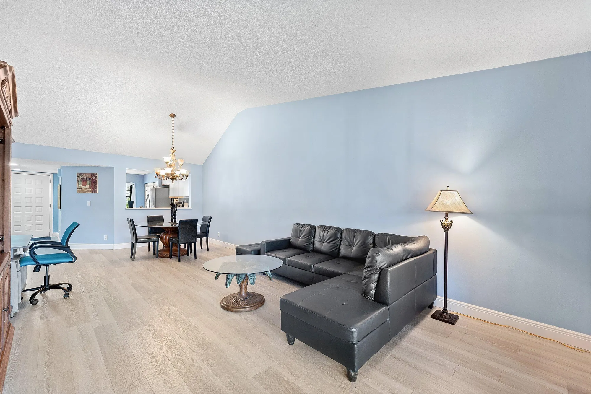 Property Slideshow image 10 of 24 | 7465 glendevon ln apt 1207, Delray Beach, FL, 33446