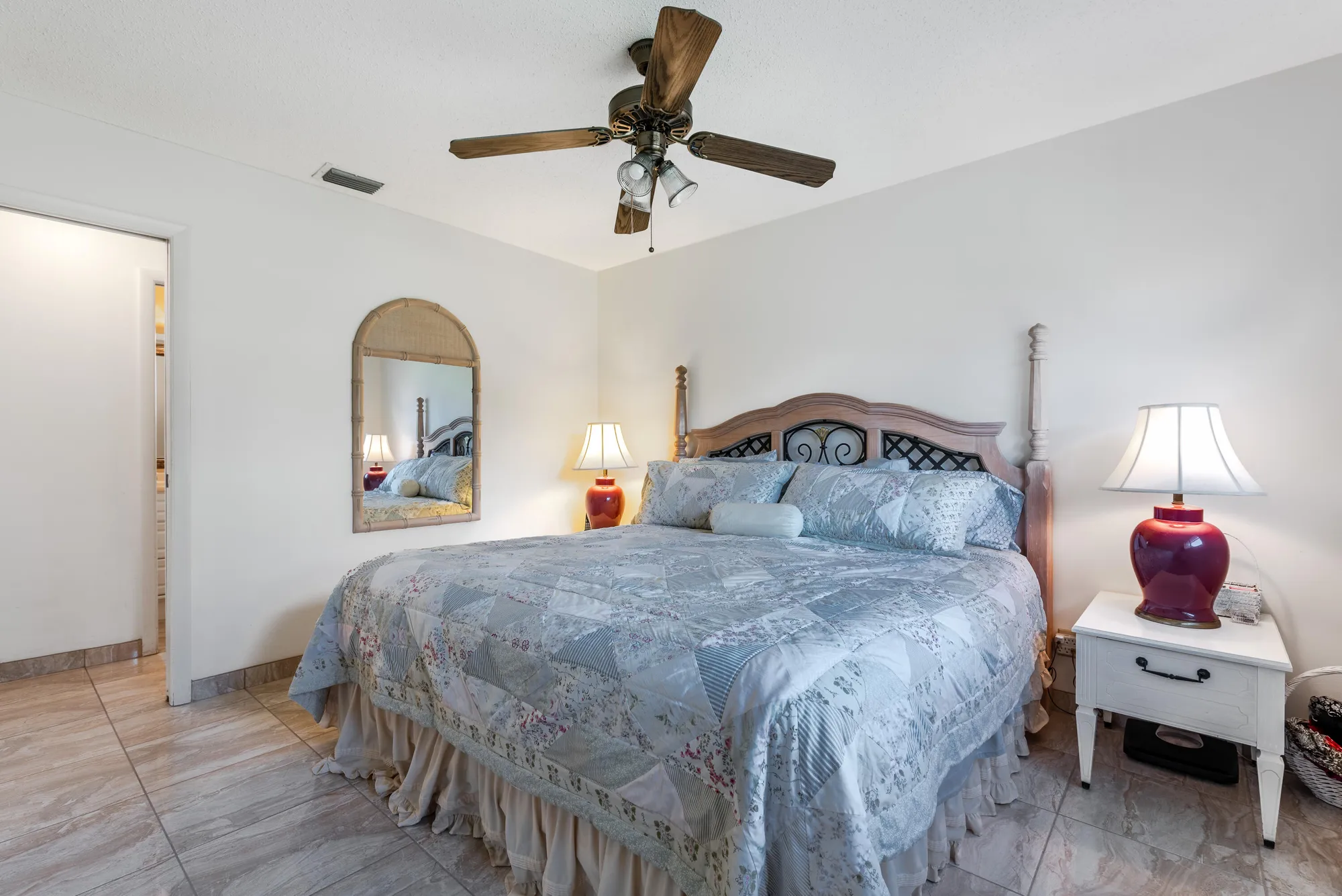 Property Slideshow image 15 of 28 | 2555 dudley dr e, West Palm Beach, FL, 33415