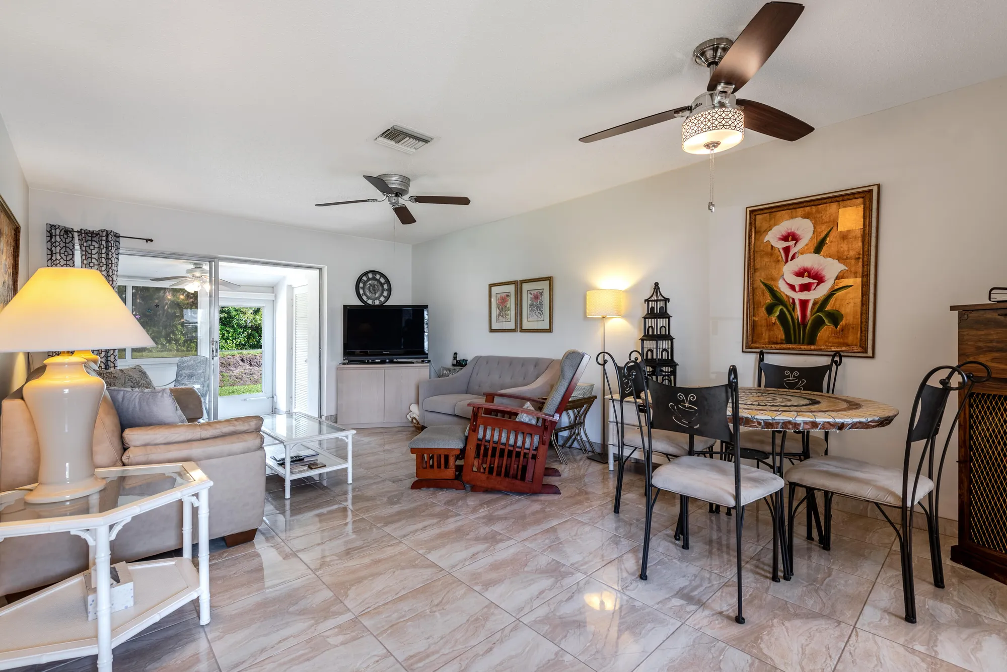 Property Slideshow image 6 of 28 | 2555 dudley dr e, West Palm Beach, FL, 33415