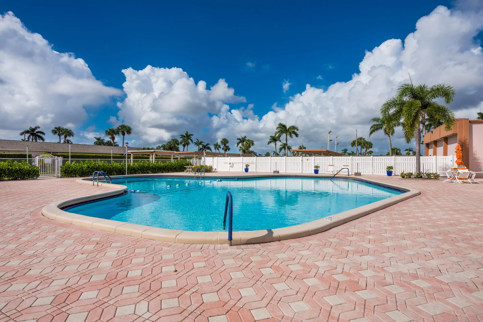 Property Slideshow image 24 of 28 | 2555 dudley dr e, West Palm Beach, FL, 33415