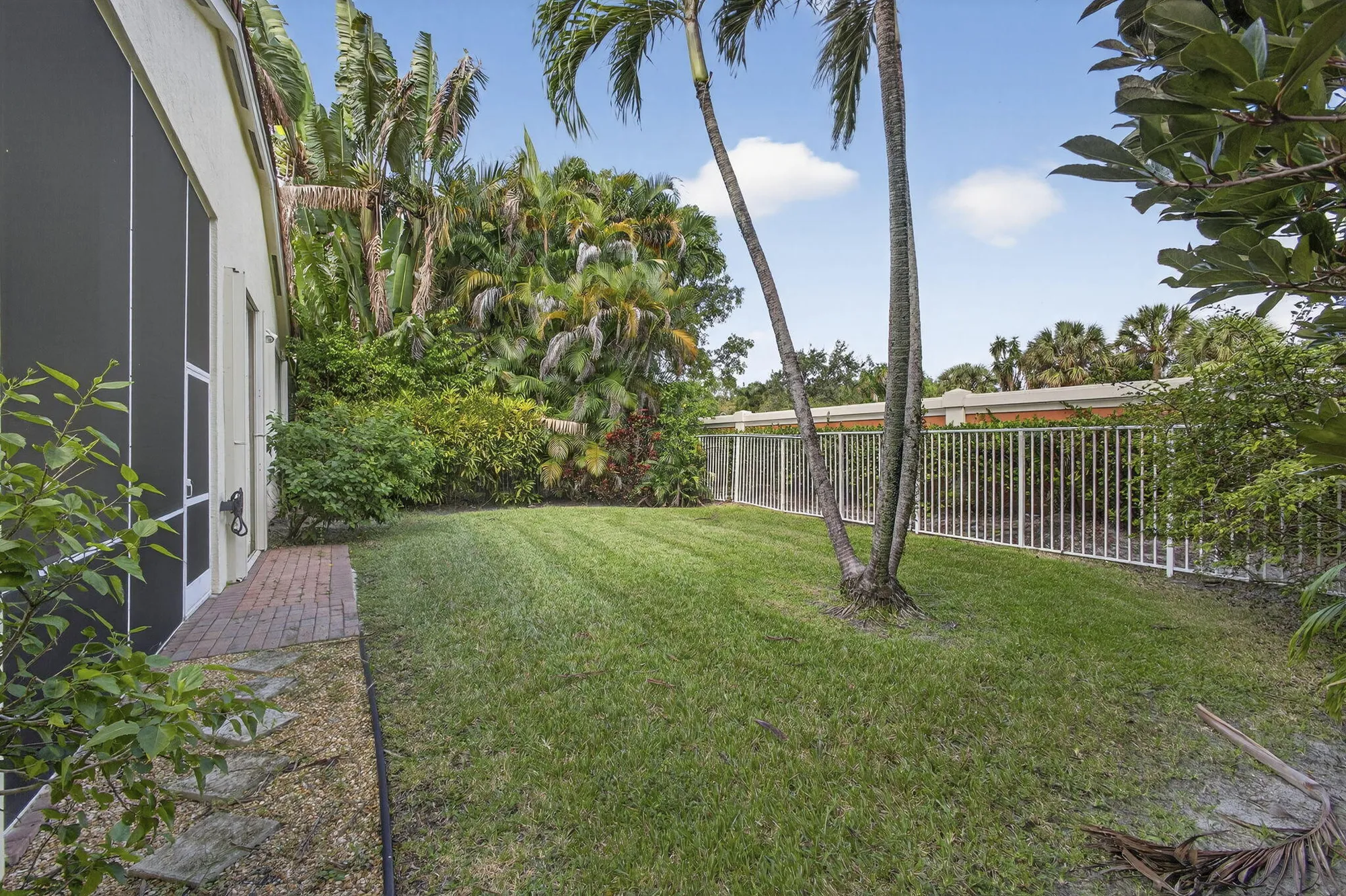 Property Slideshow image 47 of 79 | 9493 via elegante, Wellington, FL, 33411