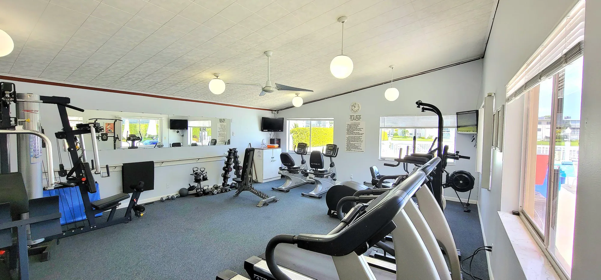 Property Slideshow image 34 of 35 | 2811 garden dr s apt 110, Palm Springs, FL, 33461