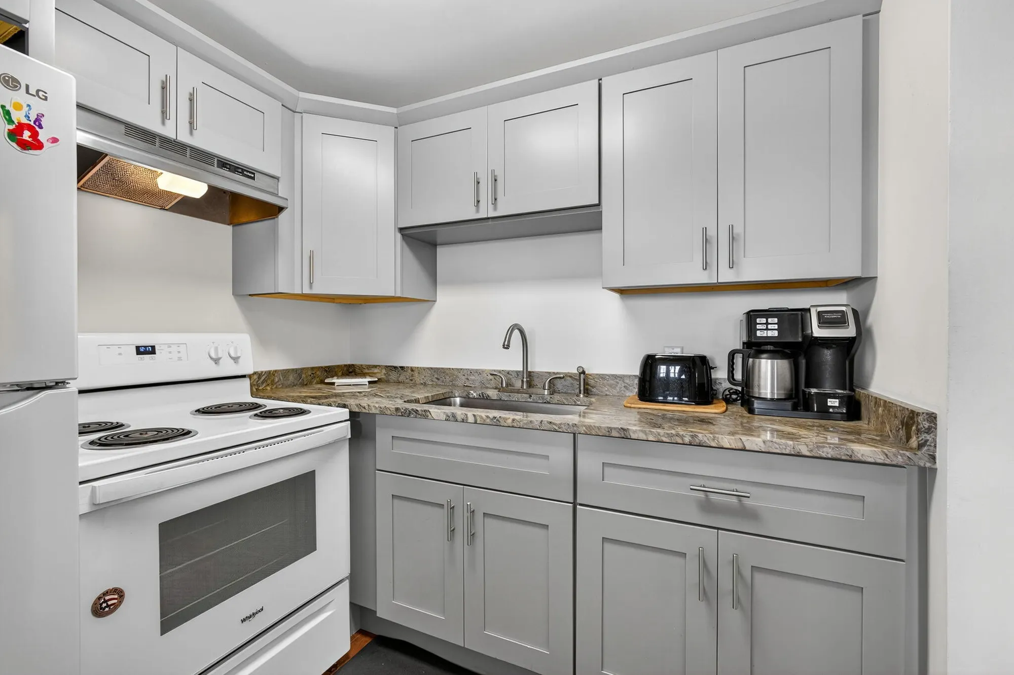 Property Slideshow image 10 of 34 | 413 southampton a a, West Palm Beach, FL, 33417