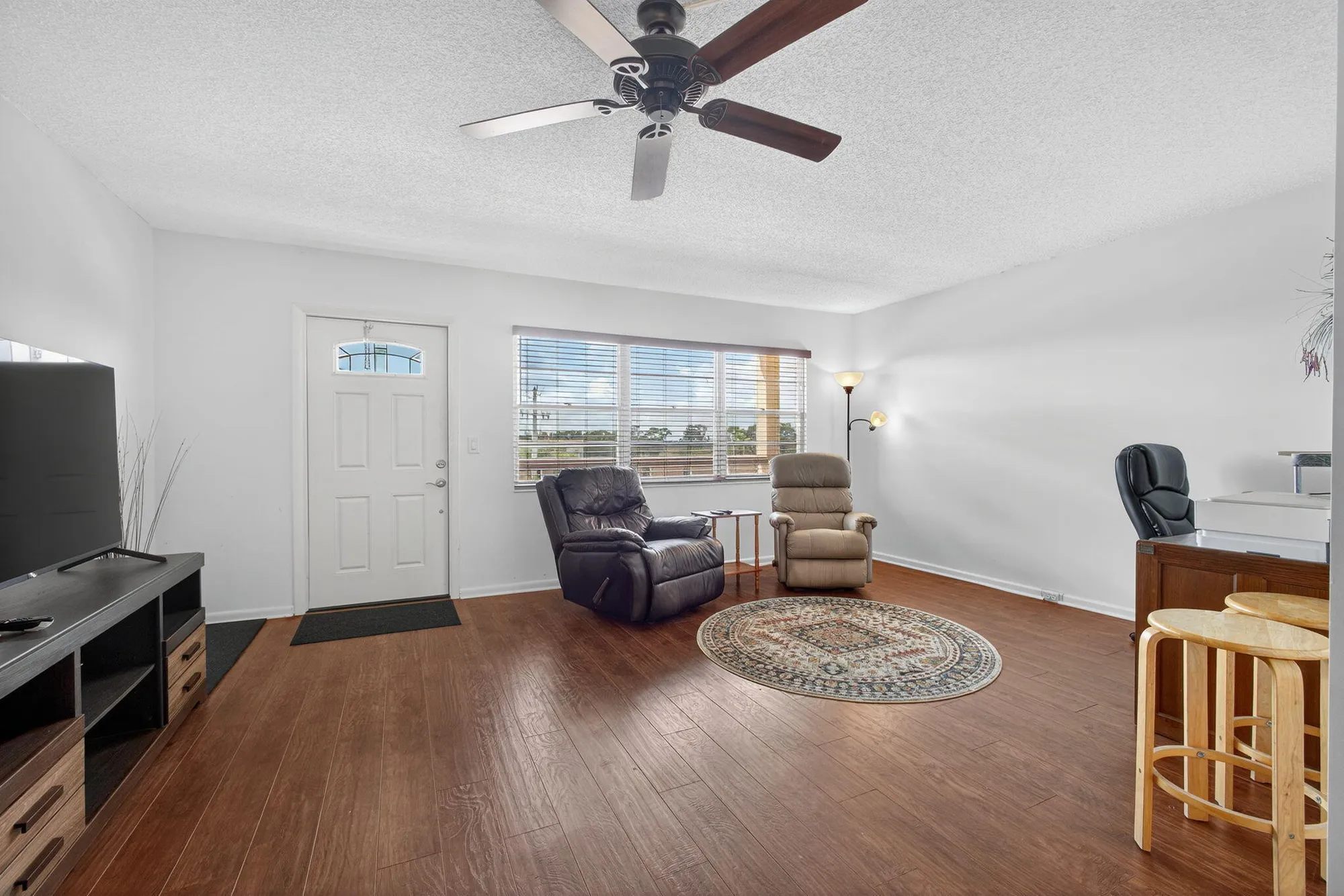 Property Slideshow image 5 of 34 | 413 southampton a a, West Palm Beach, FL, 33417