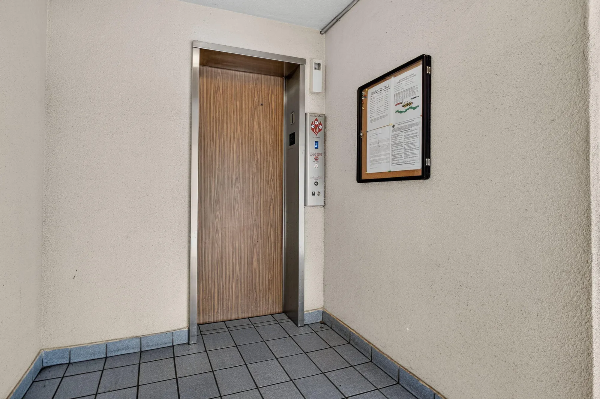 Property Slideshow image 17 of 34 | 413 southampton a a, West Palm Beach, FL, 33417