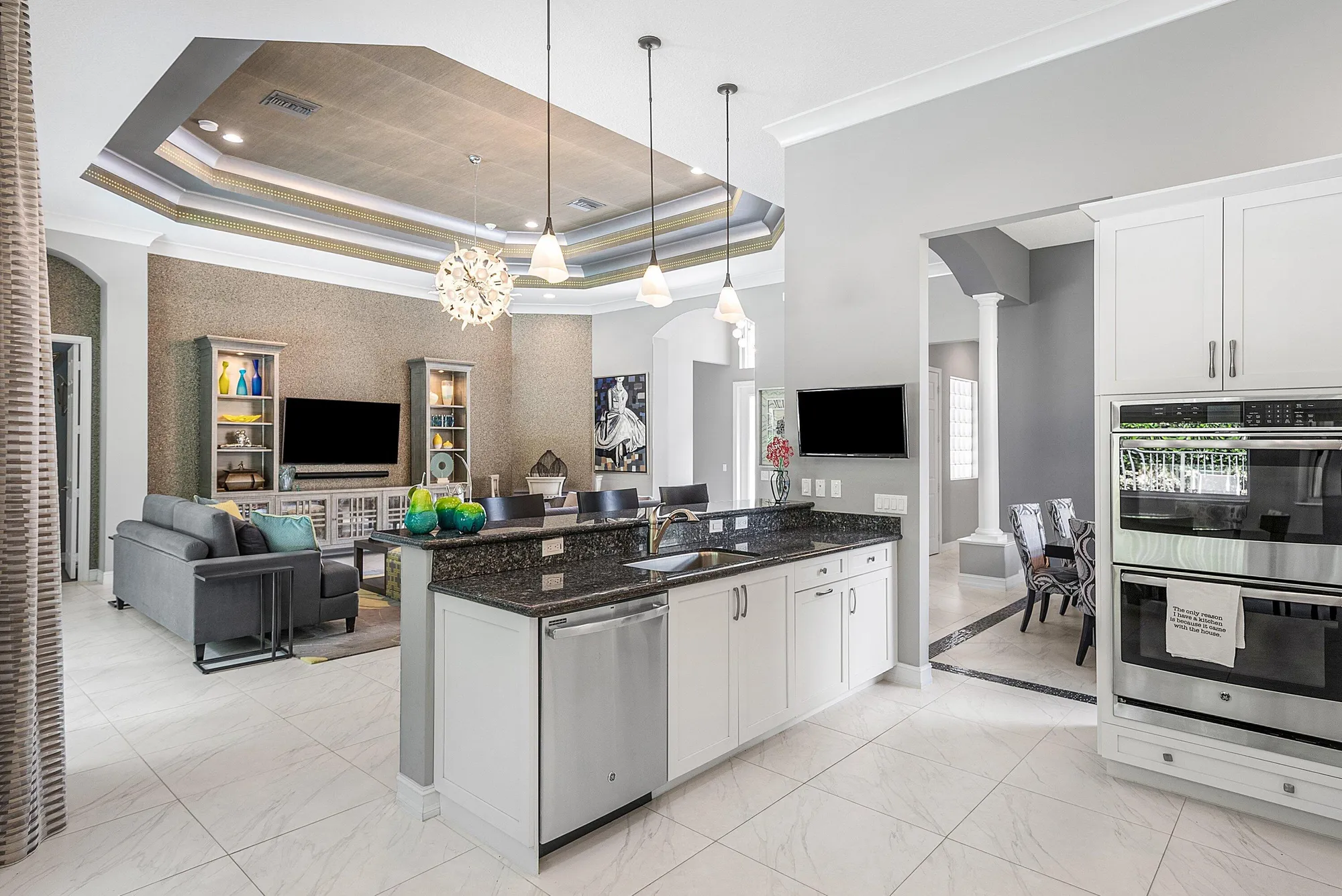 Property Slideshow image 20 of 44 | 10612 whitewind cir, Boynton Beach, FL, 33473