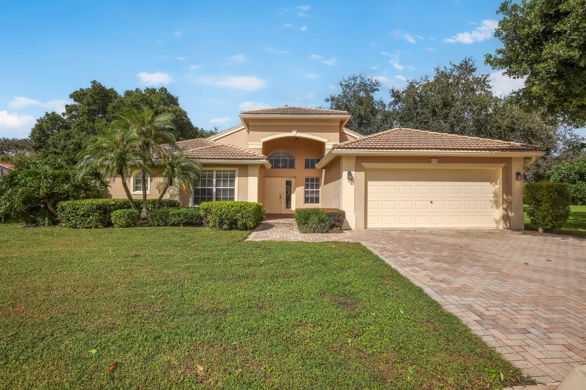 Property Slideshow image 1 of 72 | 11269 kona ct, Boynton Beach, FL, 33437