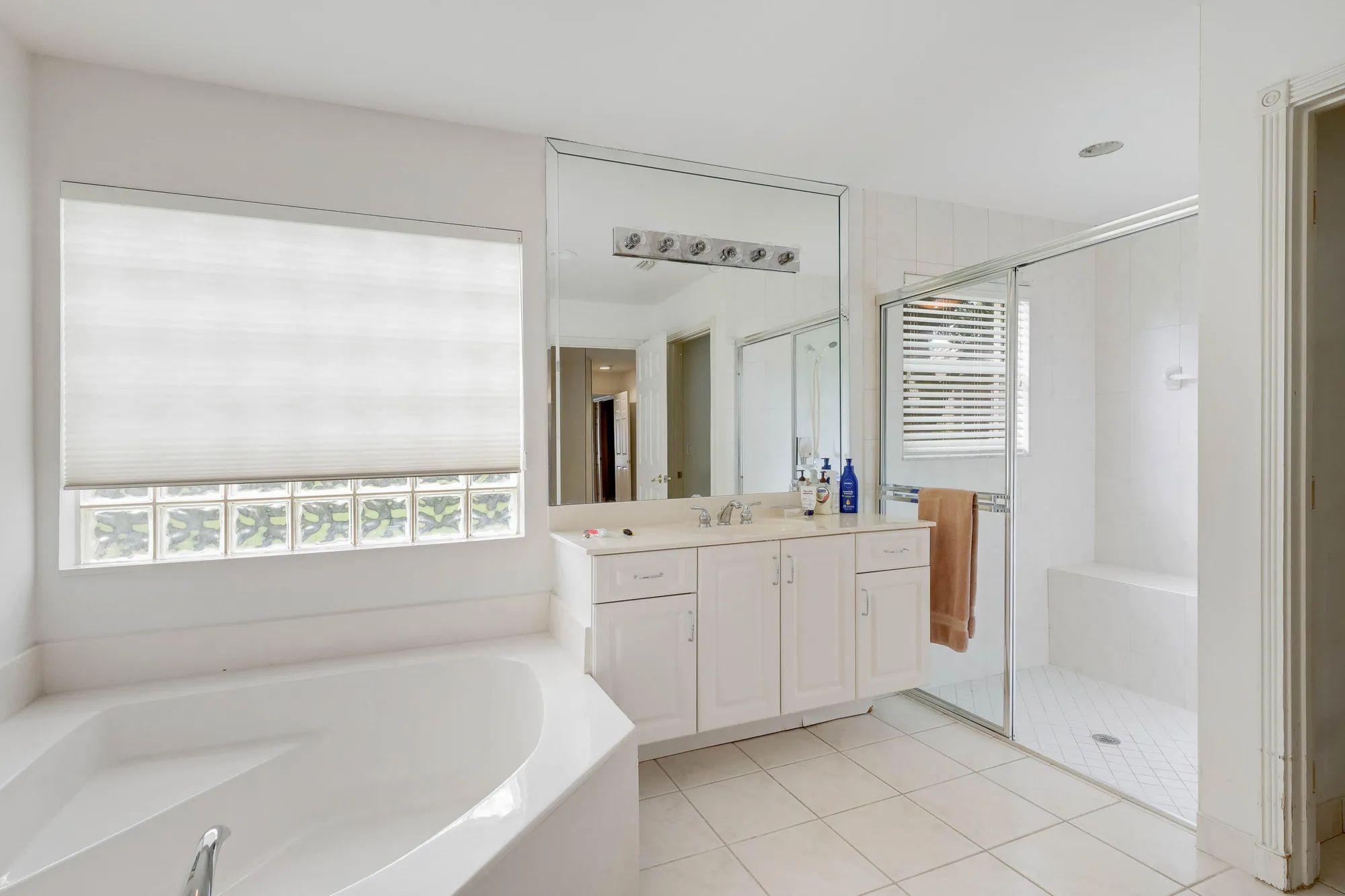 Property Slideshow image 21 of 72 | 11269 kona ct, Boynton Beach, FL, 33437