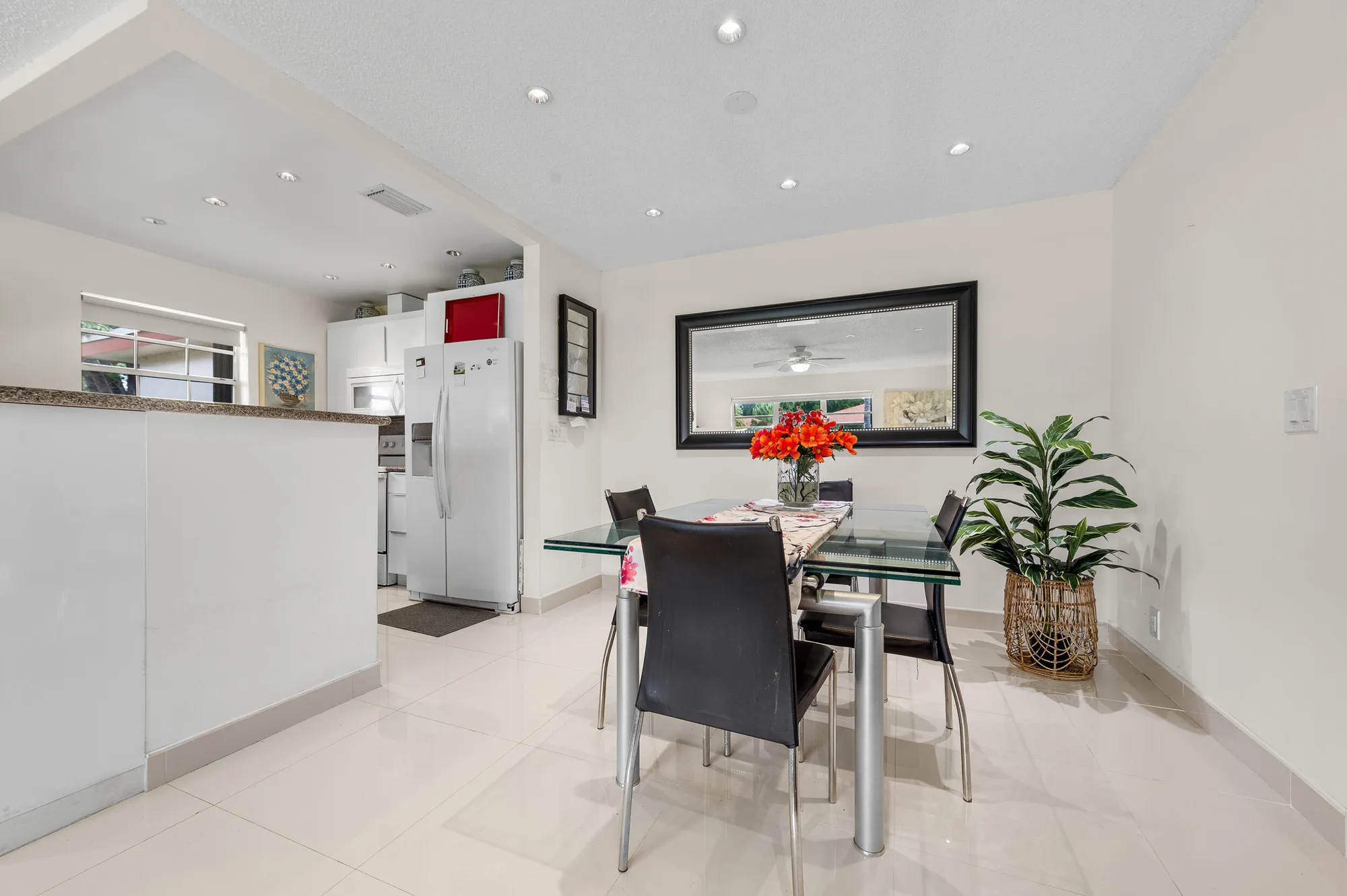 Property Slideshow image 13 of 46 | 4580 nw 3rd st d, Delray Beach, FL, 33445