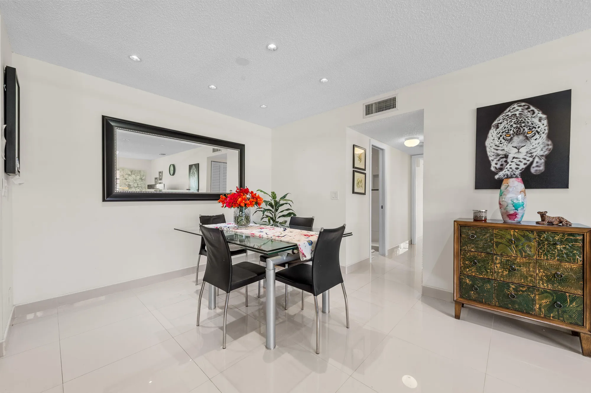 Property Slideshow image 17 of 46 | 4580 nw 3rd st d, Delray Beach, FL, 33445