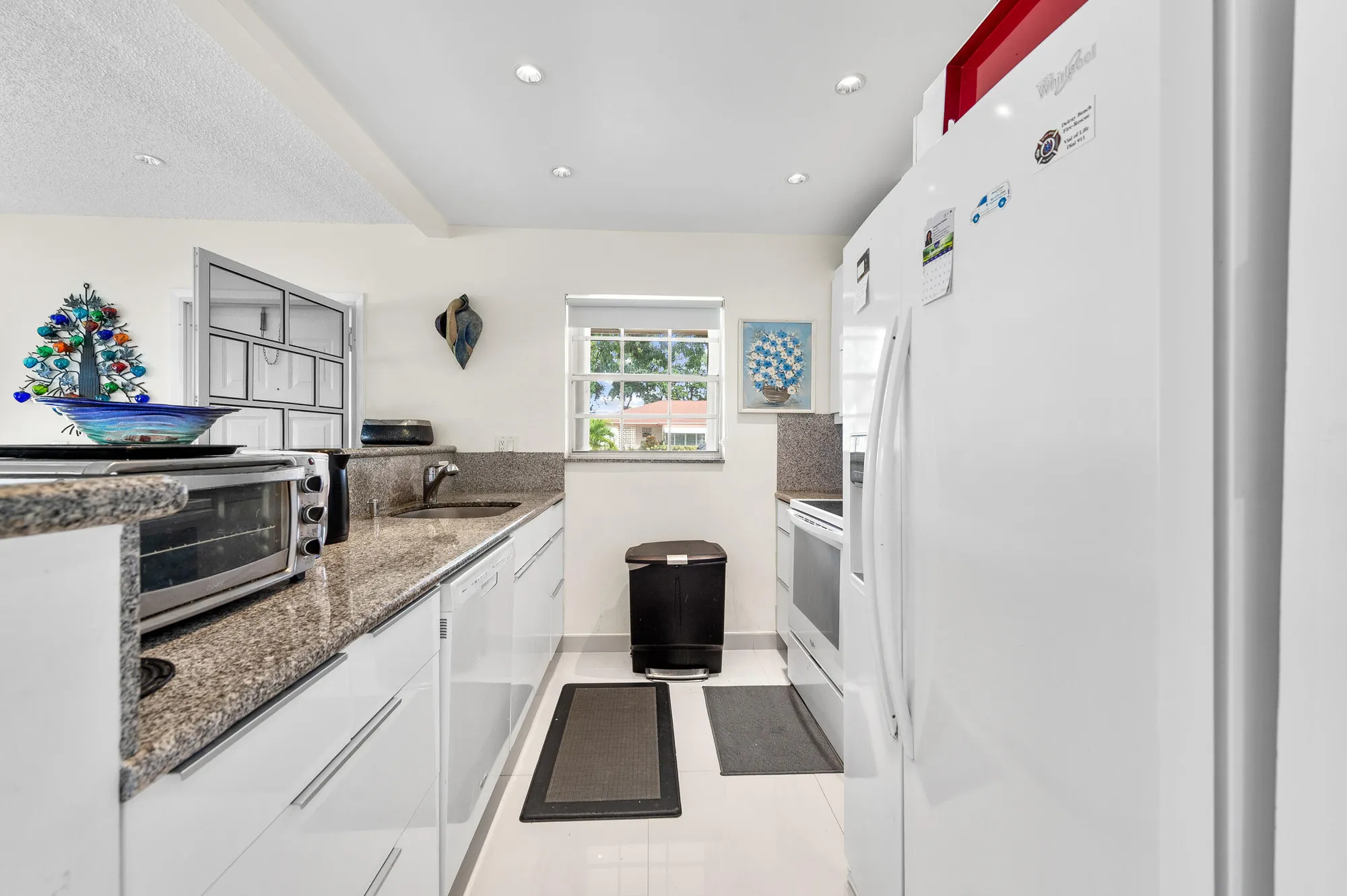 Property Slideshow image 9 of 46 | 4580 nw 3rd st d, Delray Beach, FL, 33445