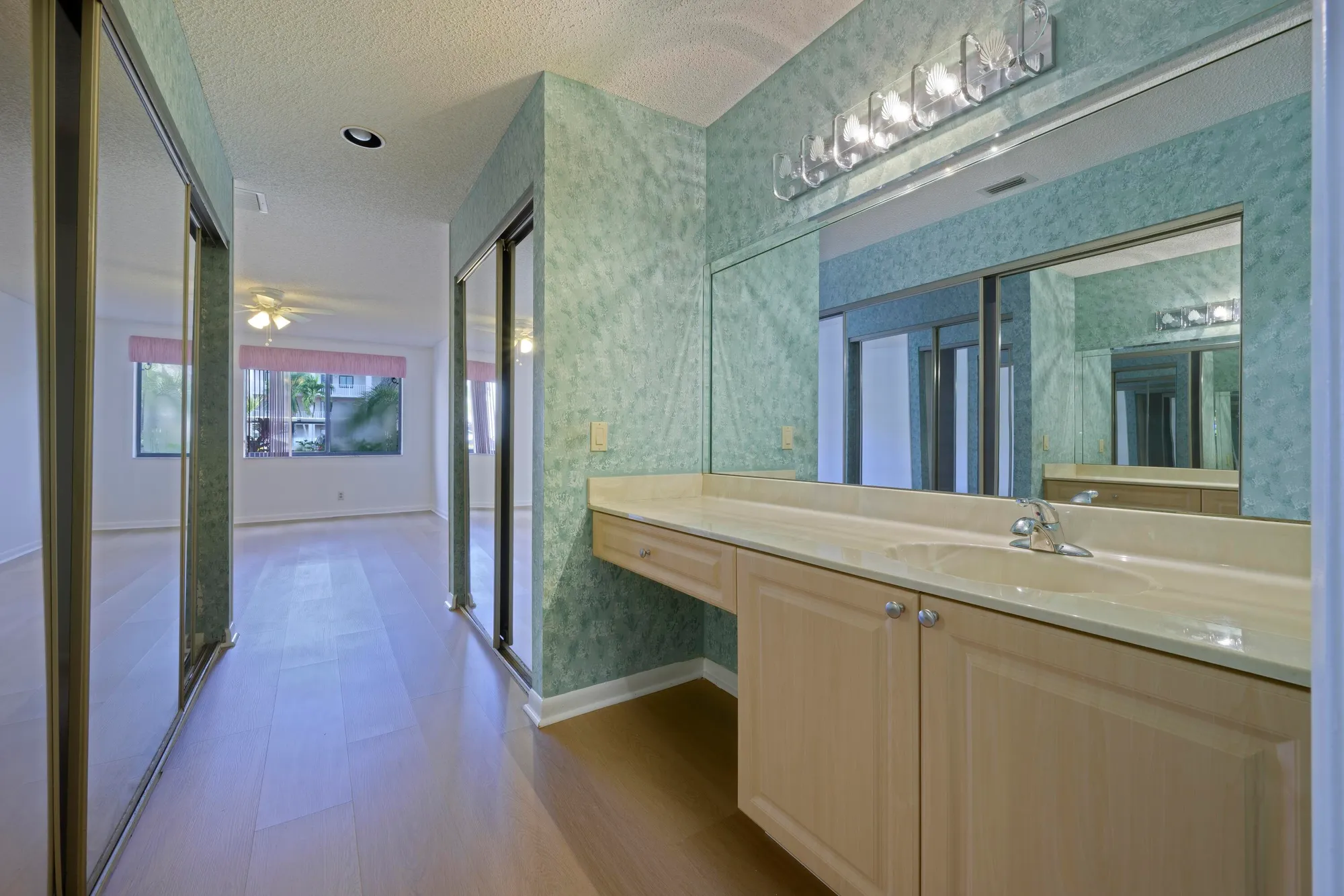 Property Slideshow image 7 of 25 | 6222 pointe regal cir, Delray Beach, FL, 33484