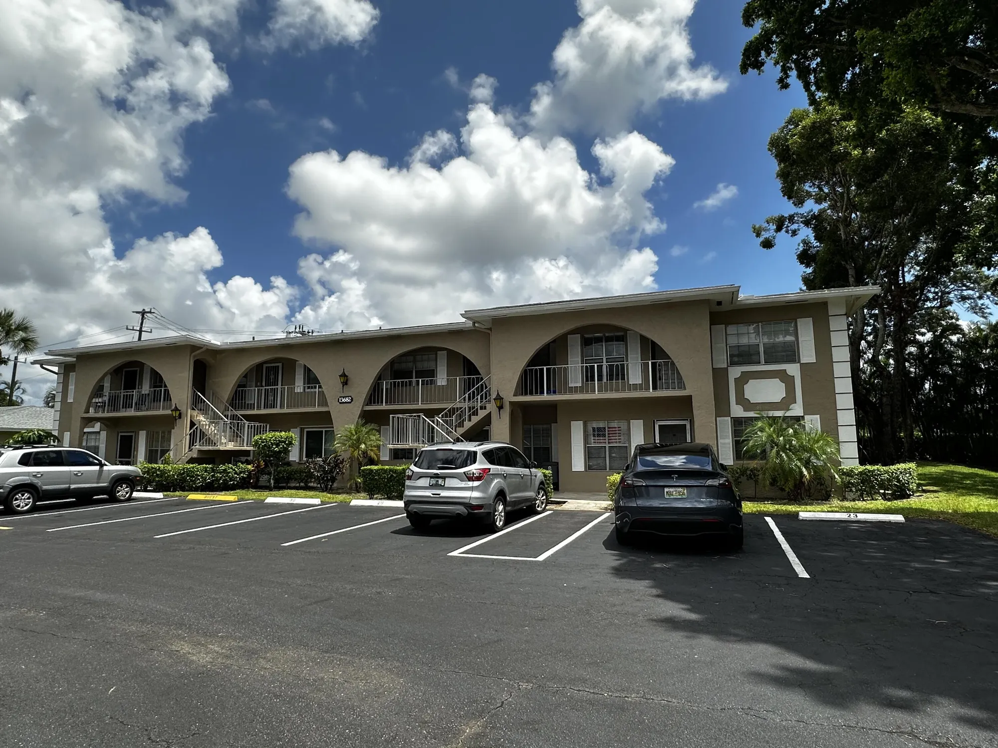 Property Slideshow image 1 of 28 | 13682 via flora h, Delray Beach, FL, 33484