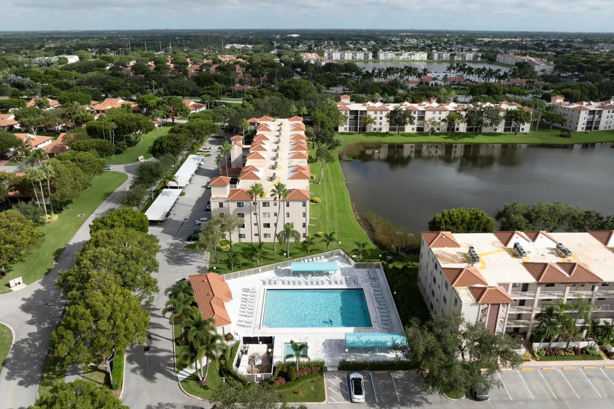 Property Slideshow image 13 of 25 | 6222 pointe regal cir, Delray Beach, FL, 33484