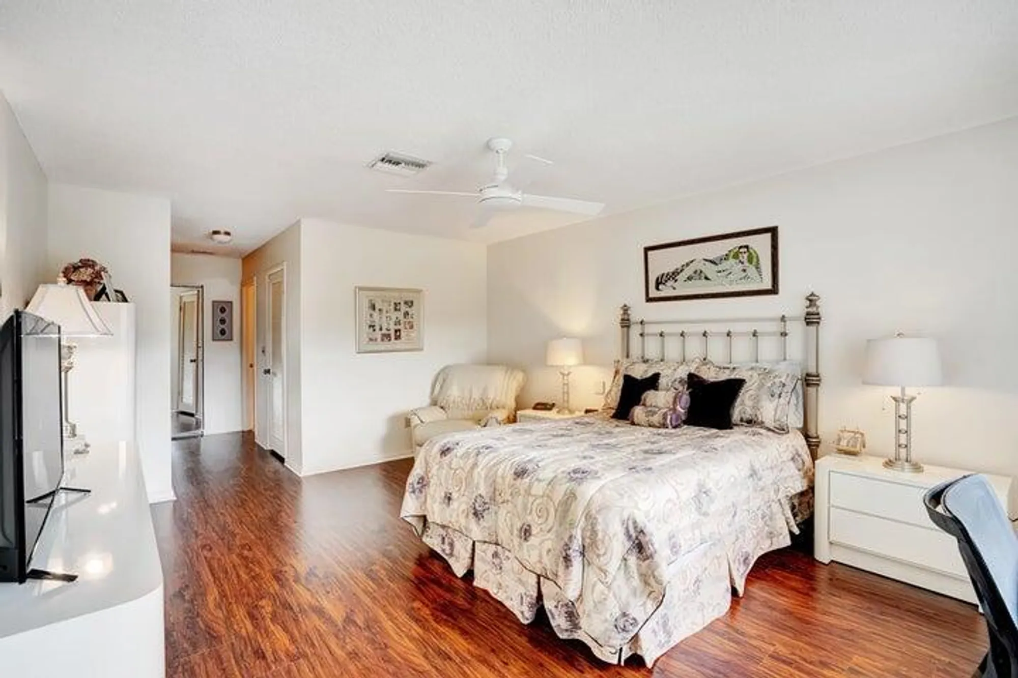 Property Slideshow image 11 of 31 | 14 westgate ln d, Boynton Beach, FL, 33436