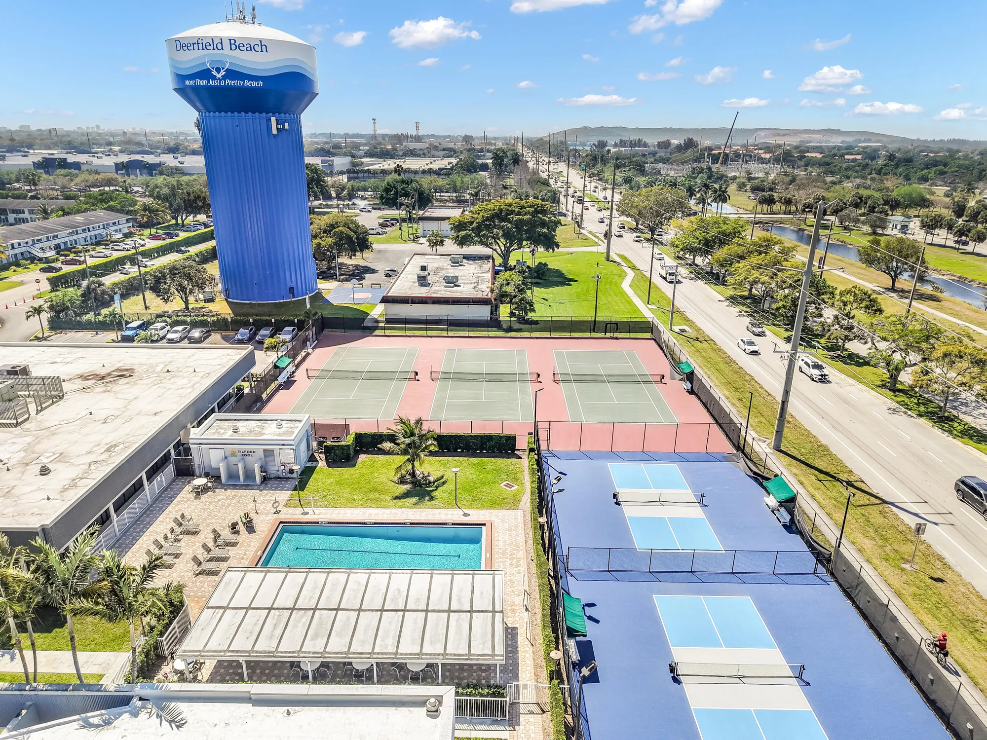 Property Slideshow image 5 of 26 | 325 tilford p, Deerfield Beach, FL, 33442