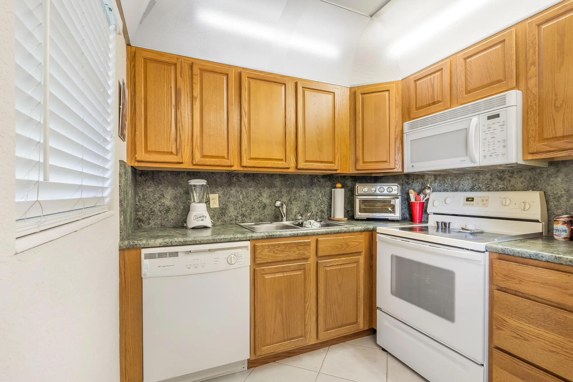 Property Slideshow image 25 of 26 | 325 tilford p, Deerfield Beach, FL, 33442