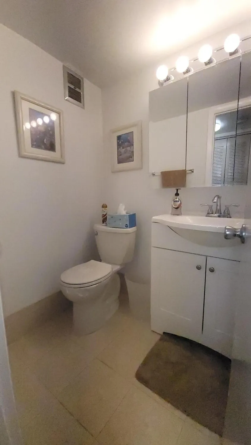 Property Slideshow image 10 of 44 | 201 coventry i, West Palm Beach, FL, 33417