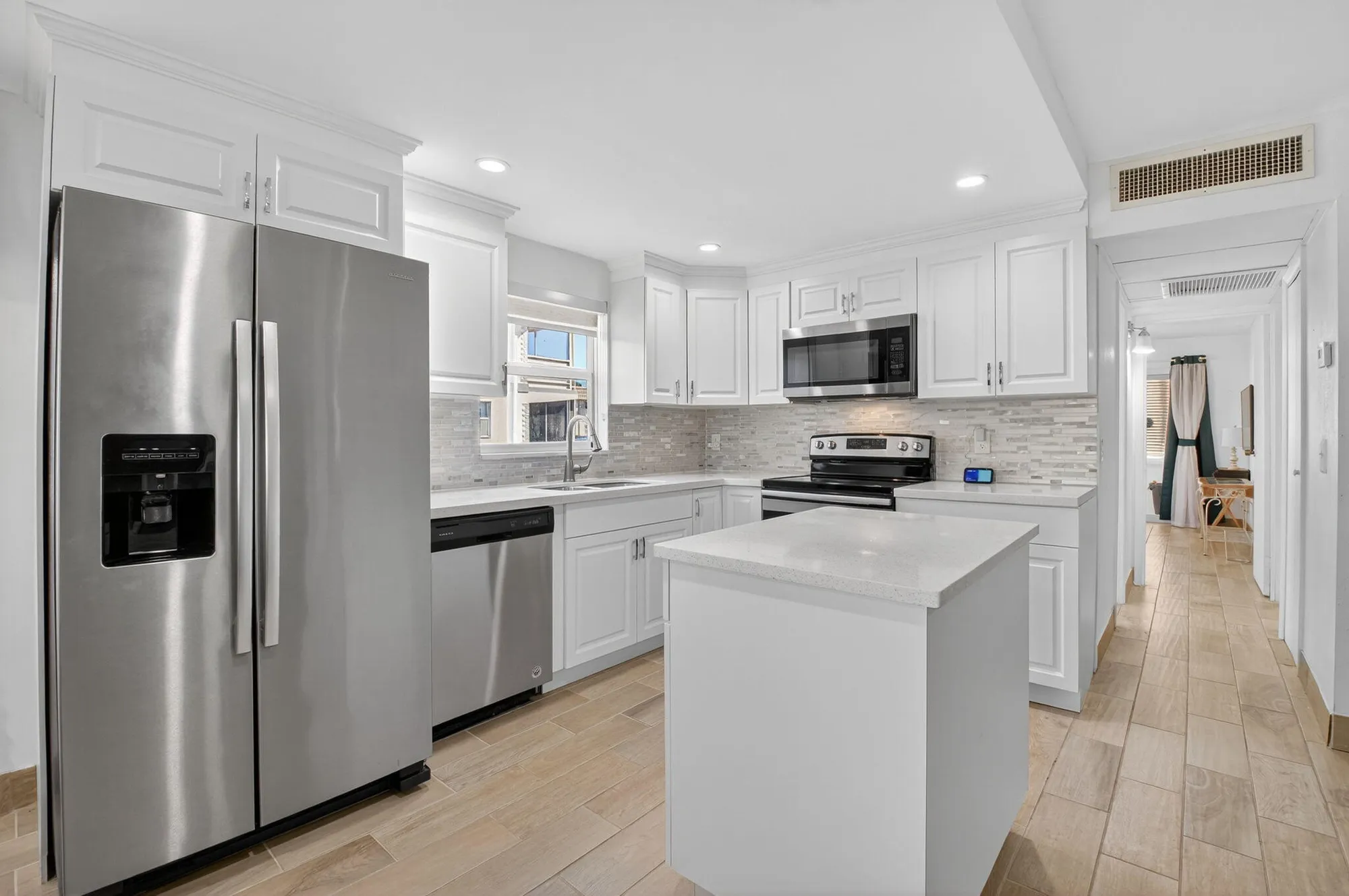 Property Slideshow image 2 of 50 | 60 brittany b, Delray Beach, FL, 33446