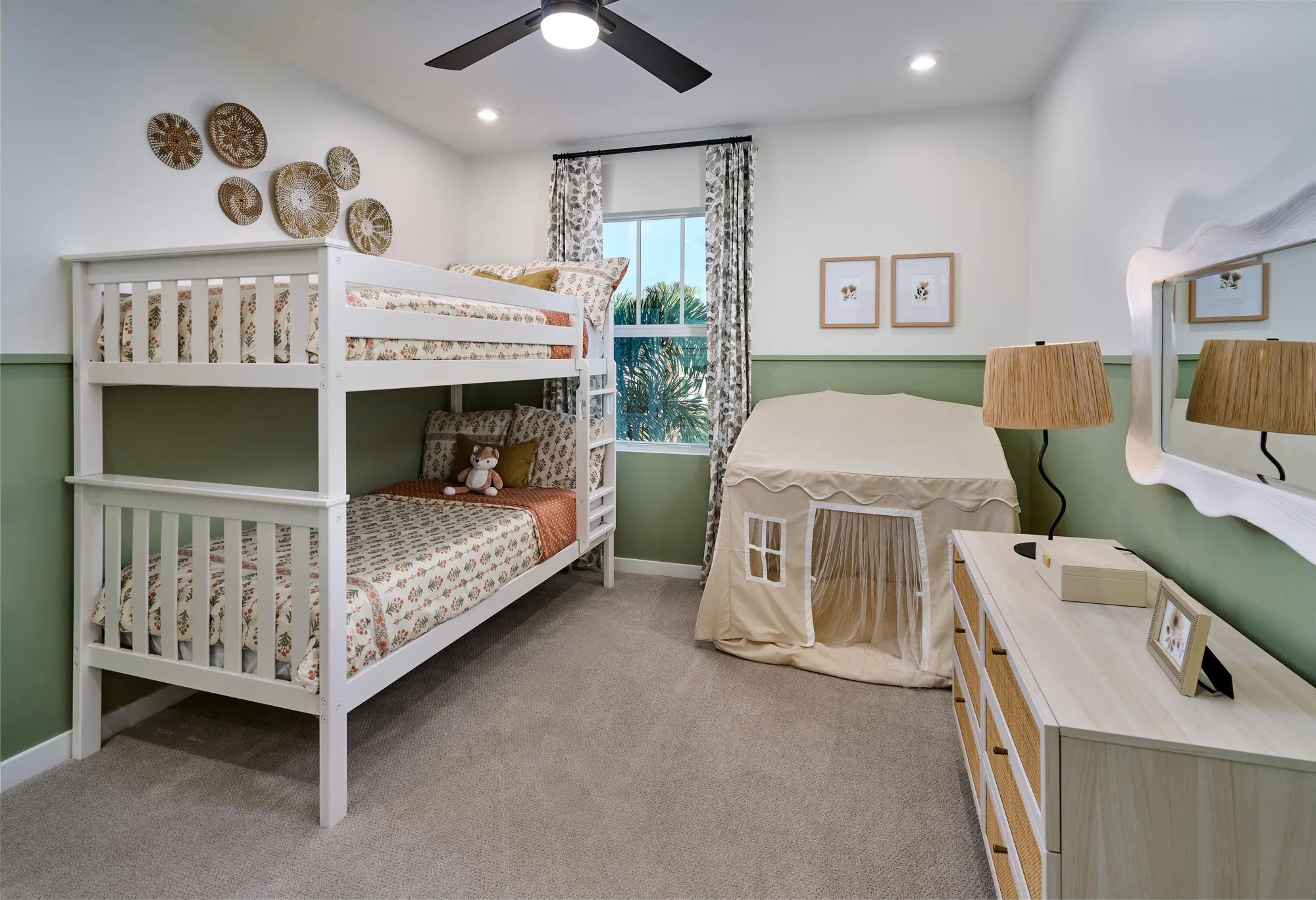 Property Slideshow image 10 of 11 | 7219 lenora ln, Lake Worth, FL, 33467