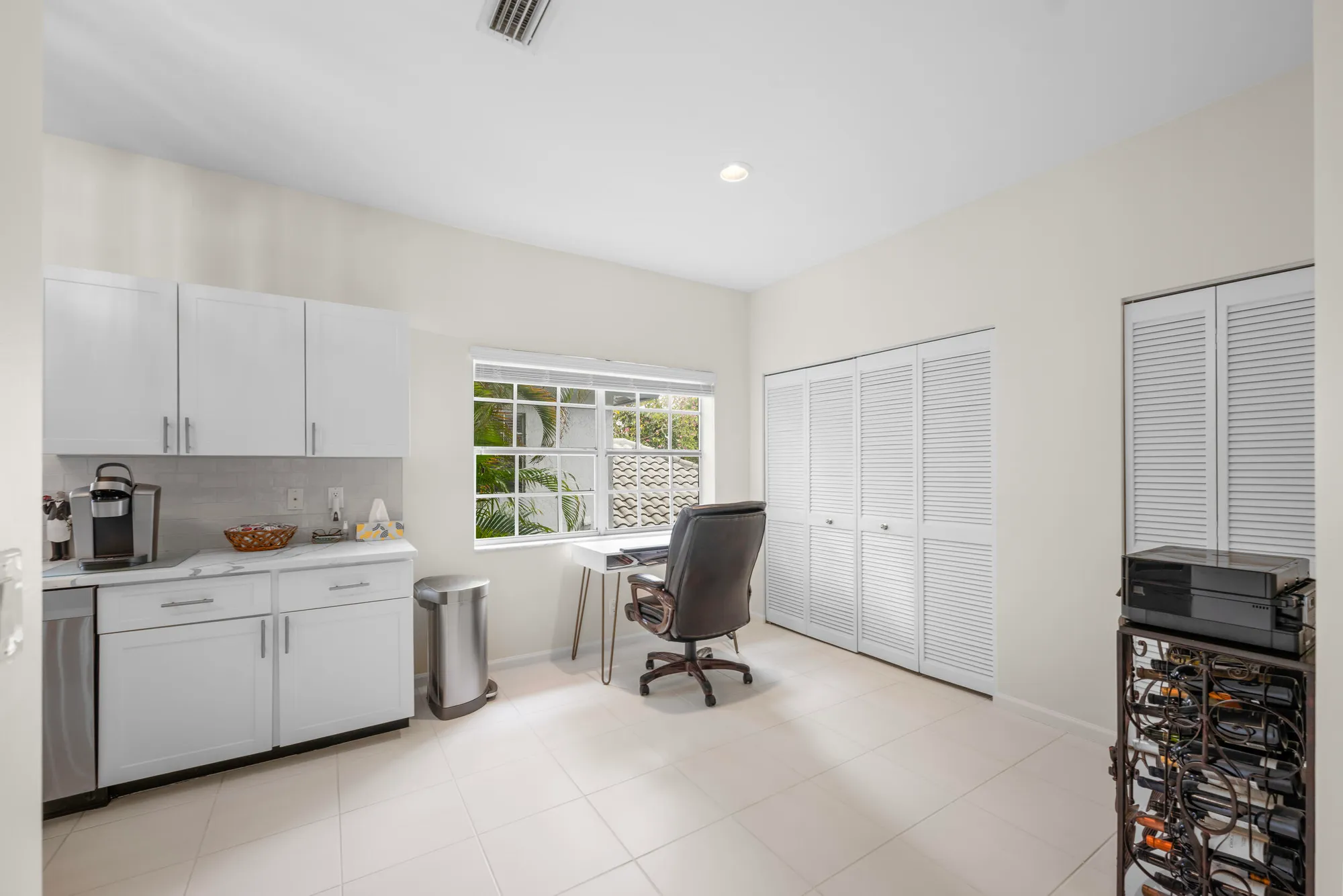 Property Slideshow image 17 of 63 | 11602 briarwood cir apt 4, Boynton Beach, FL, 33437