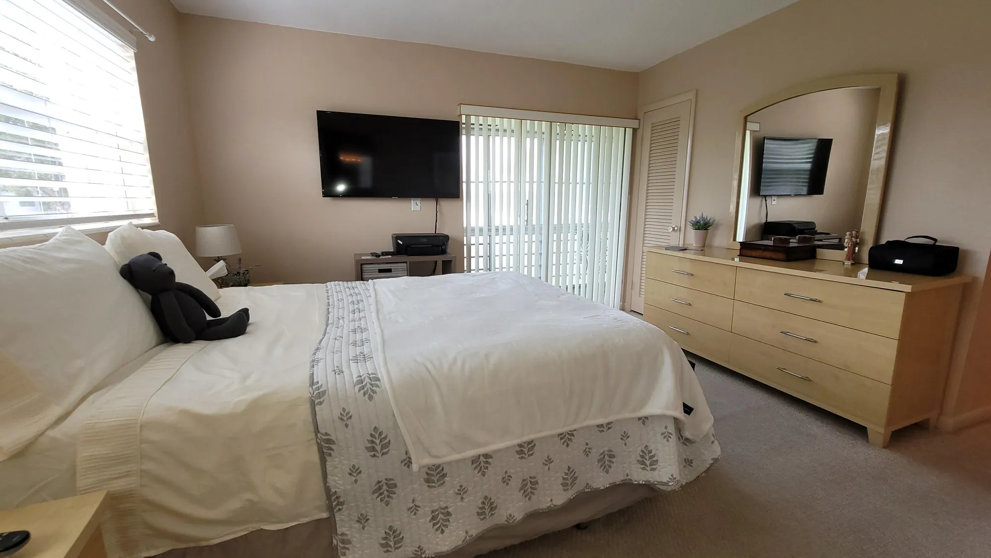 Property Slideshow image 9 of 45 | 213 coventry i, West Palm Beach, FL, 33417