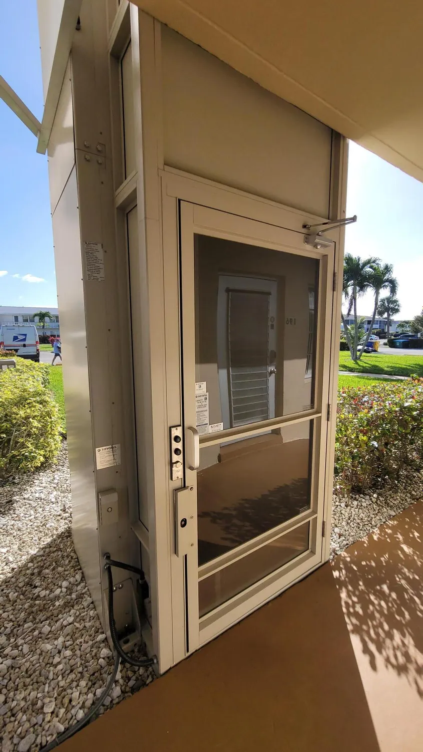 Property Slideshow image 23 of 45 | 213 coventry i, West Palm Beach, FL, 33417