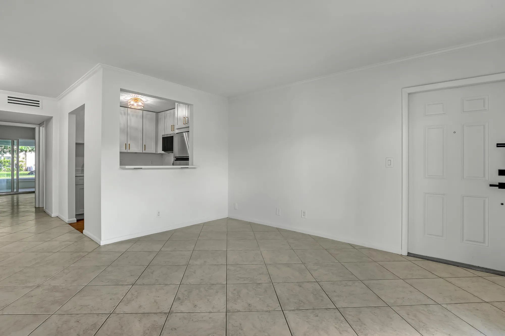 Property Slideshow image 7 of 45 | 205 main blvd 1c, Boynton Beach, FL, 33435