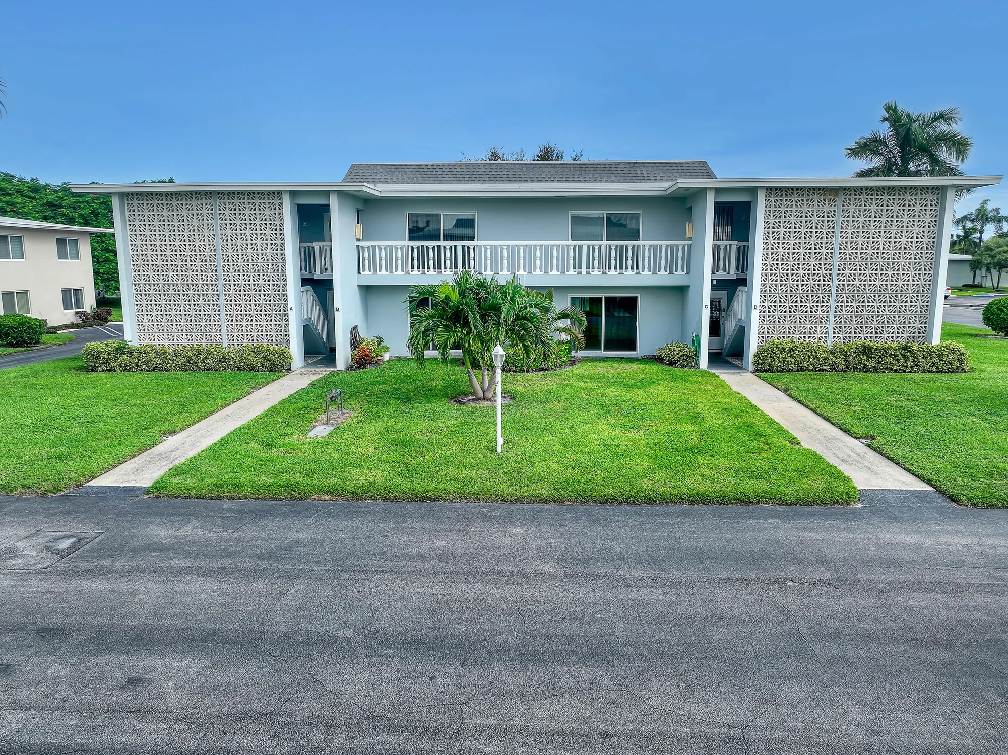 Property Slideshow image 37 of 45 | 205 main blvd 1c, Boynton Beach, FL, 33435