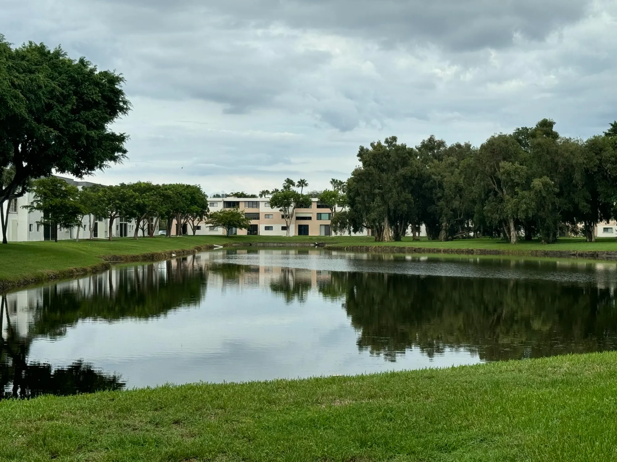 Property Slideshow image 4 of 13 | 15488 lakes of delray blvd apt 207, Delray Beach, FL, 33484