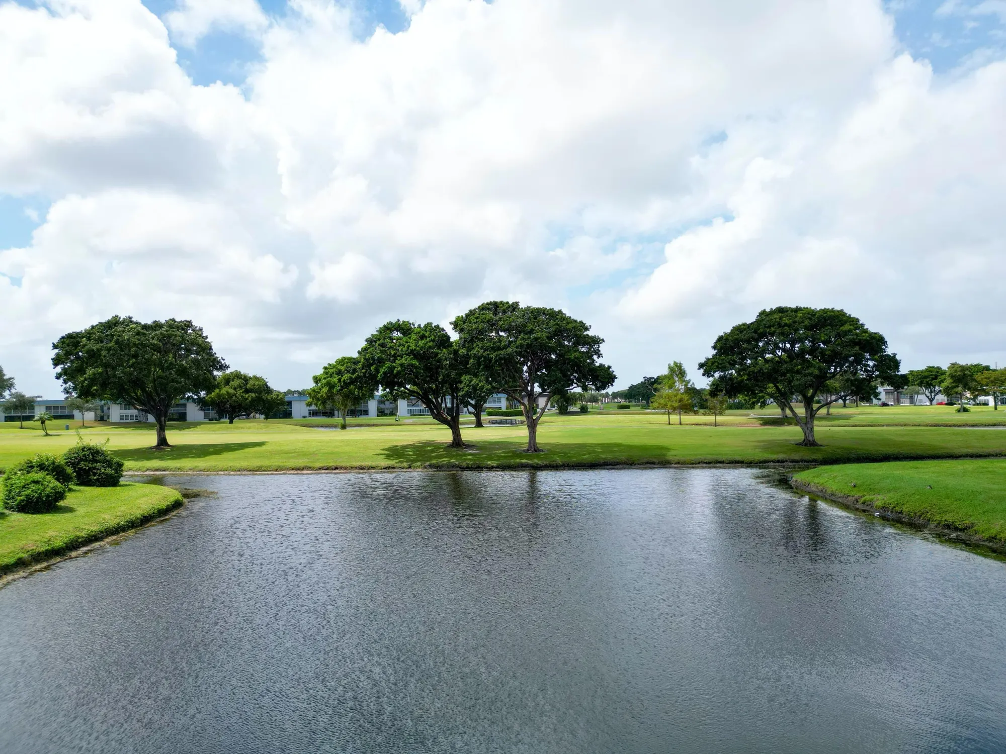 Property Slideshow image 32 of 36 | 405 burgundy i, Delray Beach, FL, 33484