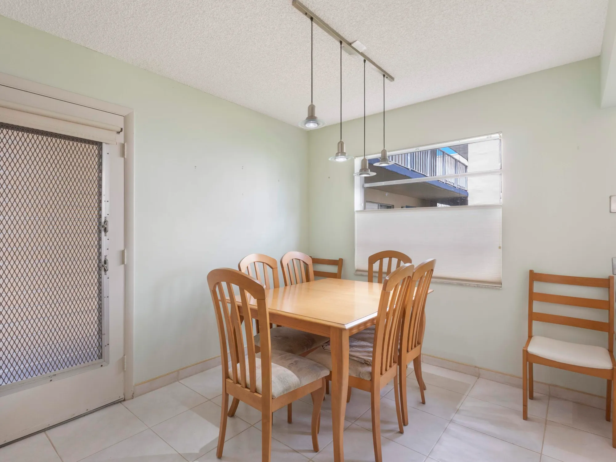 Property Slideshow image 5 of 36 | 405 burgundy i, Delray Beach, FL, 33484