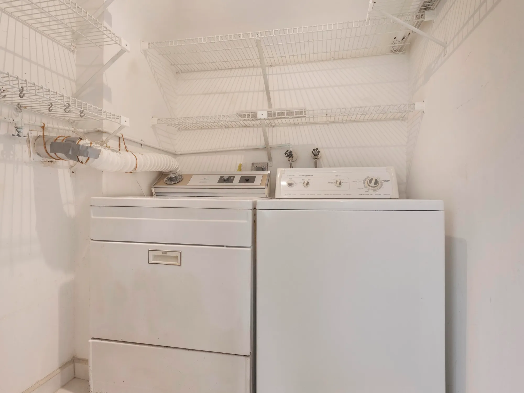 Property Slideshow image 21 of 36 | 405 burgundy i, Delray Beach, FL, 33484