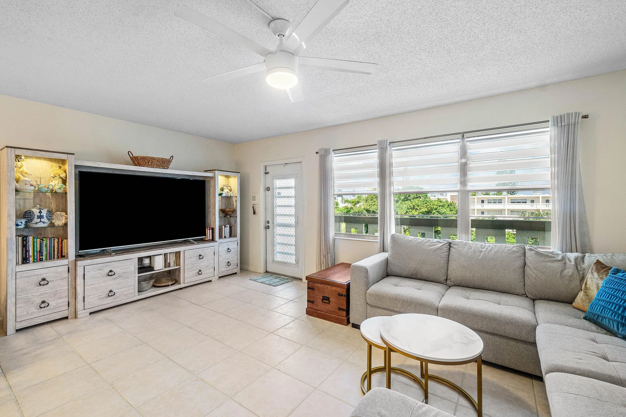 Property Slideshow image 6 of 26 | 4015 cambridge a, Deerfield Beach, FL, 33442