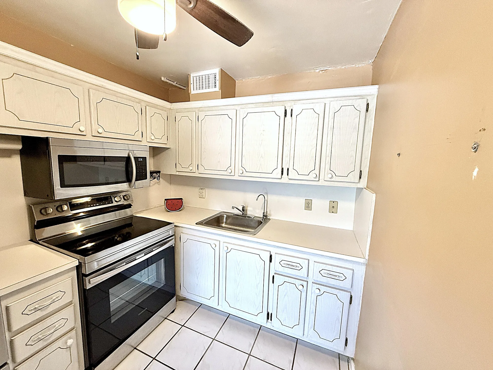 Property Slideshow image 9 of 59 | 2002 ellesmere a, Deerfield Beach, FL, 33442