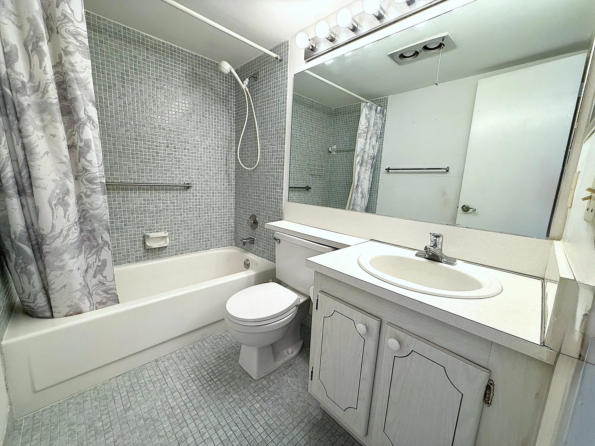 Property Slideshow image 13 of 59 | 2002 ellesmere a, Deerfield Beach, FL, 33442